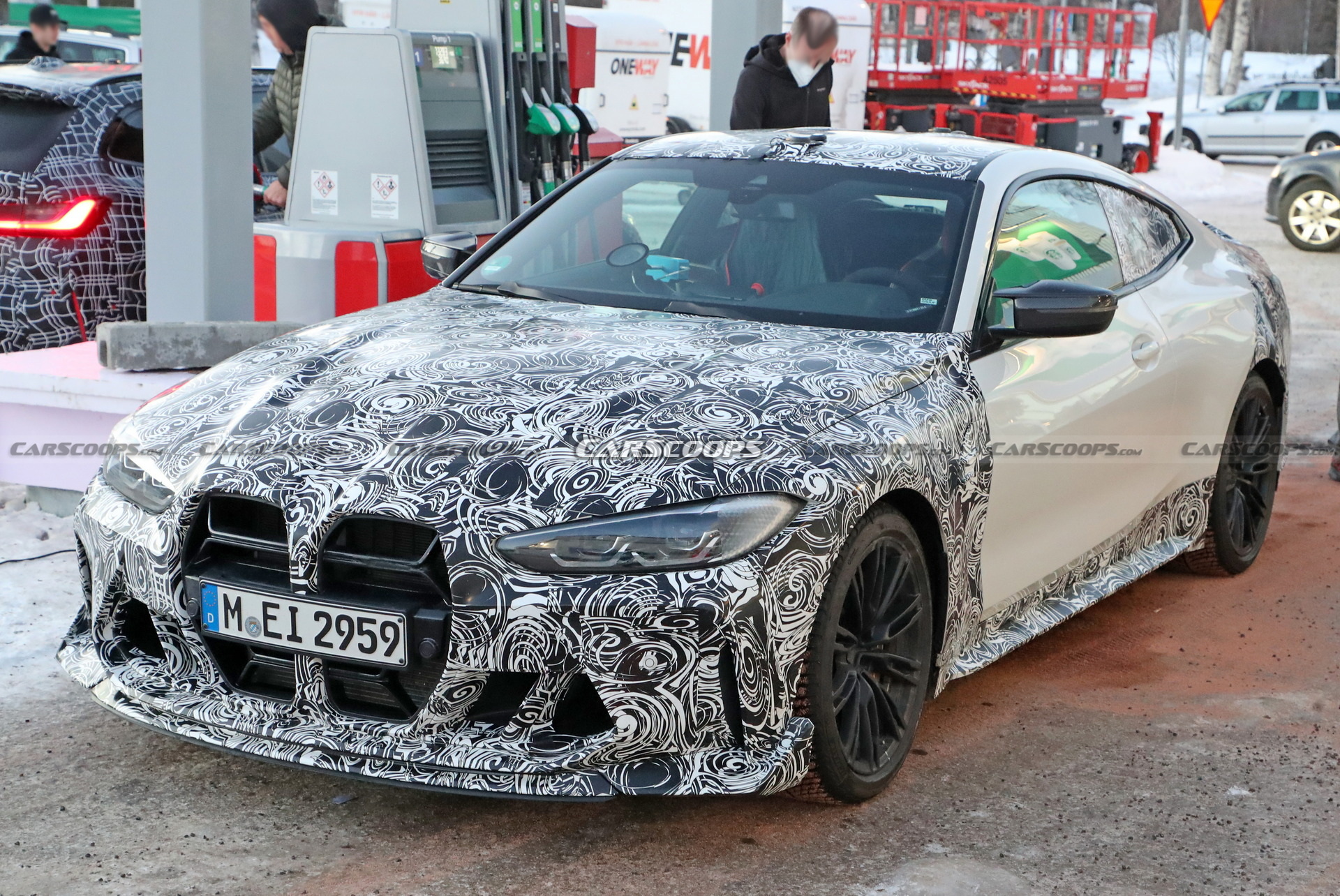 BMW M4 CSL Teased, Will Debut Later This Year To Celebrate Brand’s 50th Anniversary