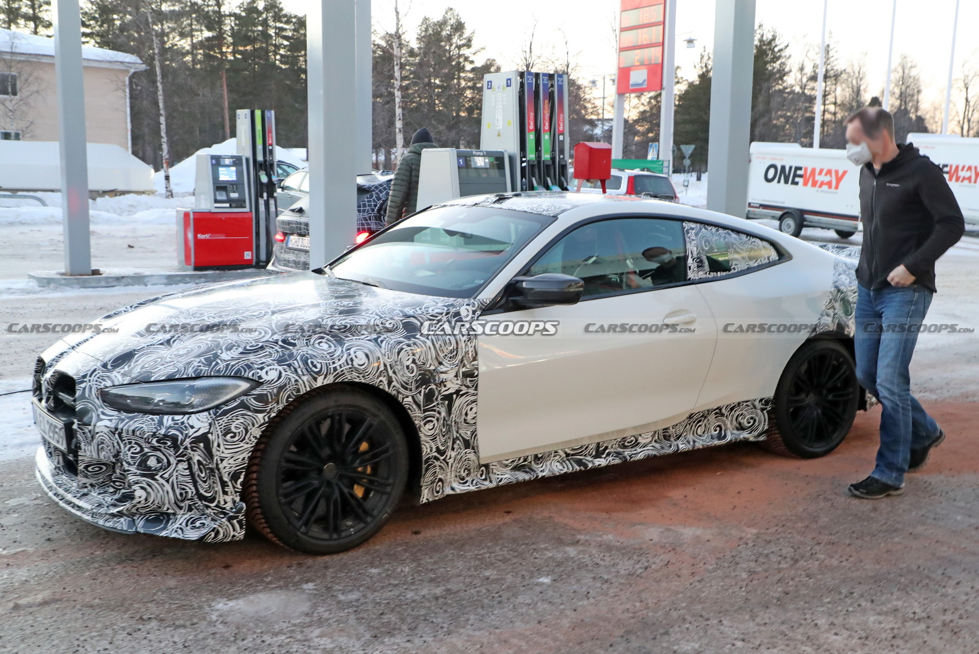 BMW M4 CSL Teased, Will Debut Later This Year To Celebrate Brand’s 50th Anniversary