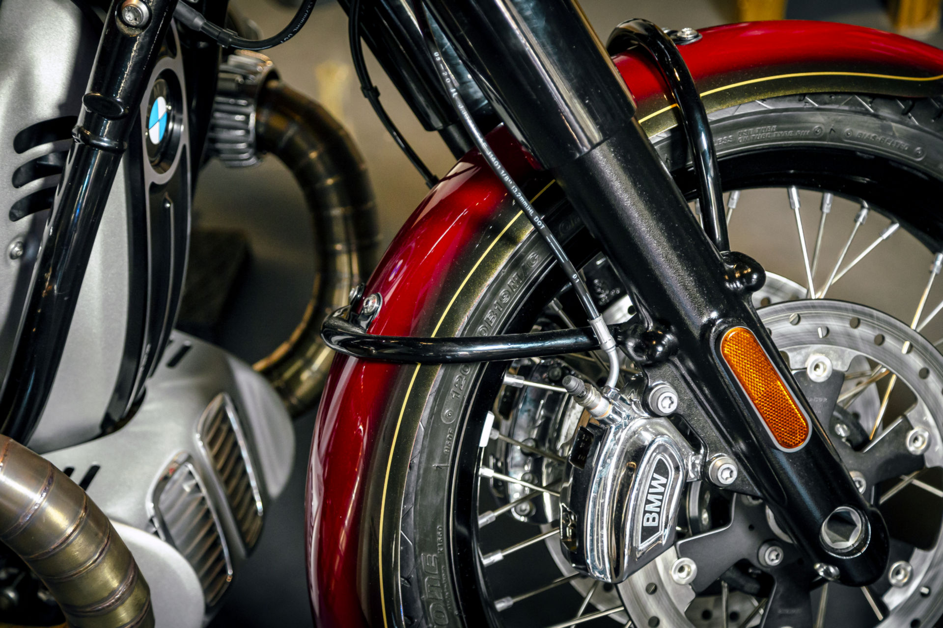 BMW Unveils Two Custom R 18s At Verona Motor Bike Expo