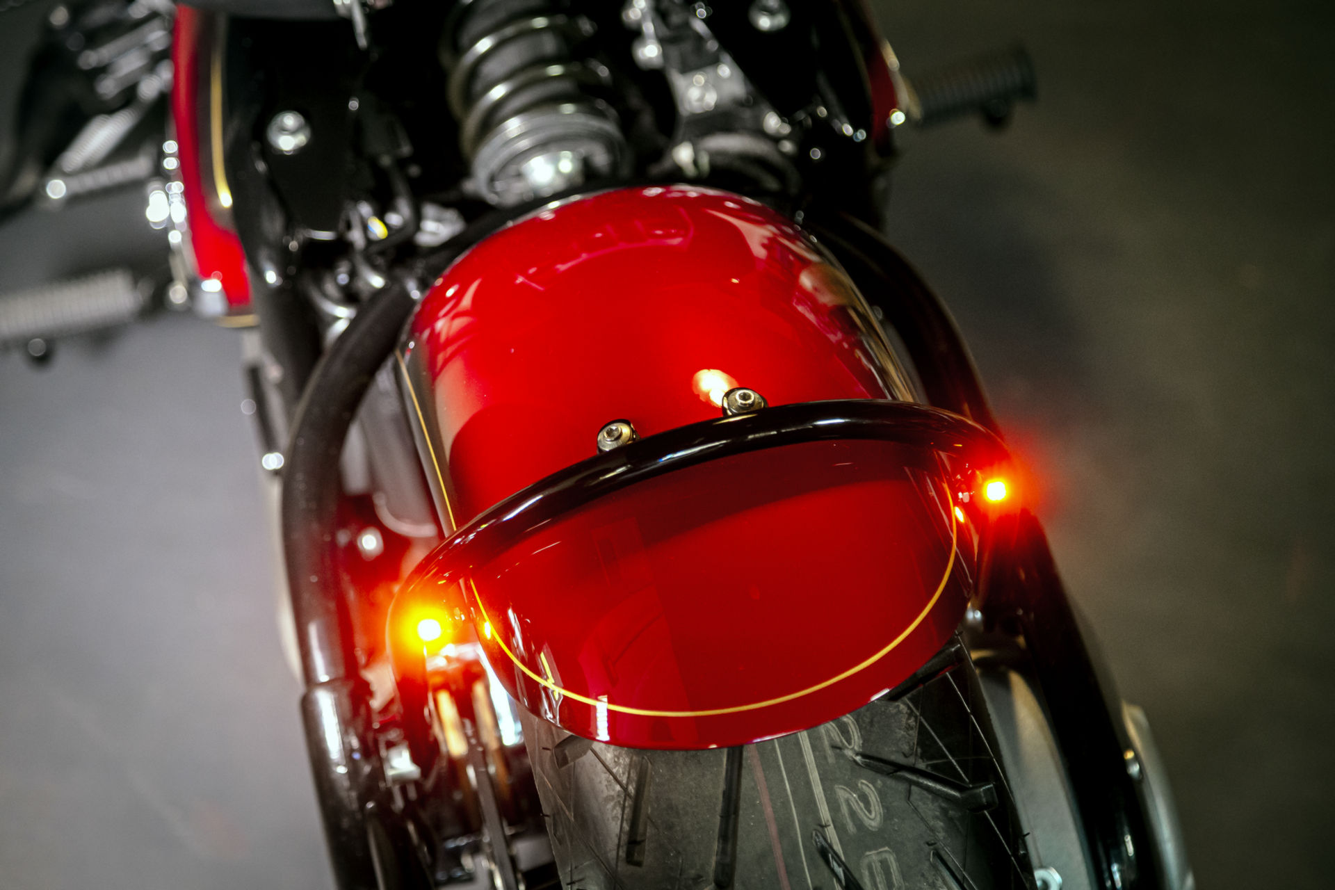 BMW Unveils Two Custom R 18s At Verona Motor Bike Expo