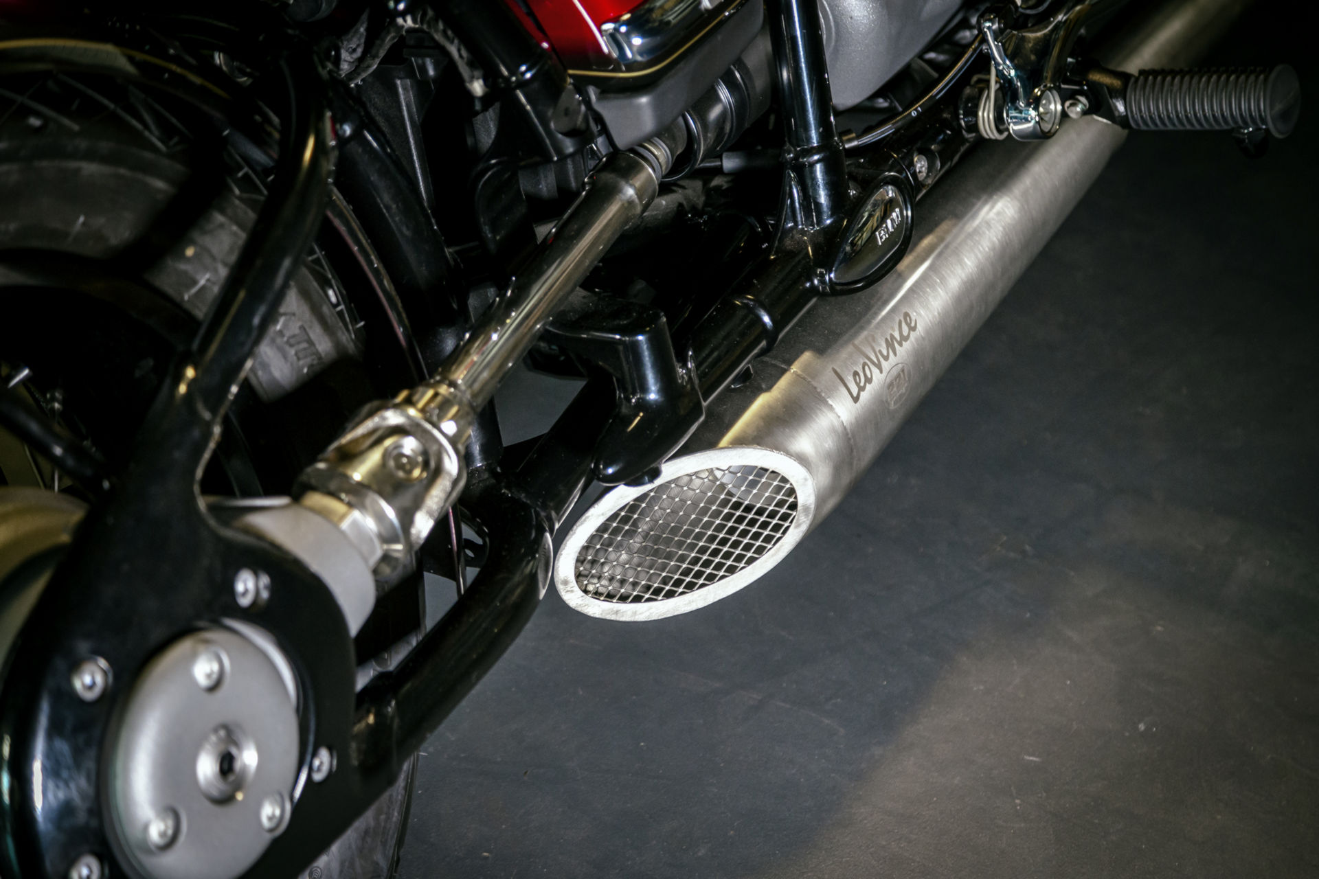 BMW Unveils Two Custom R 18s At Verona Motor Bike Expo