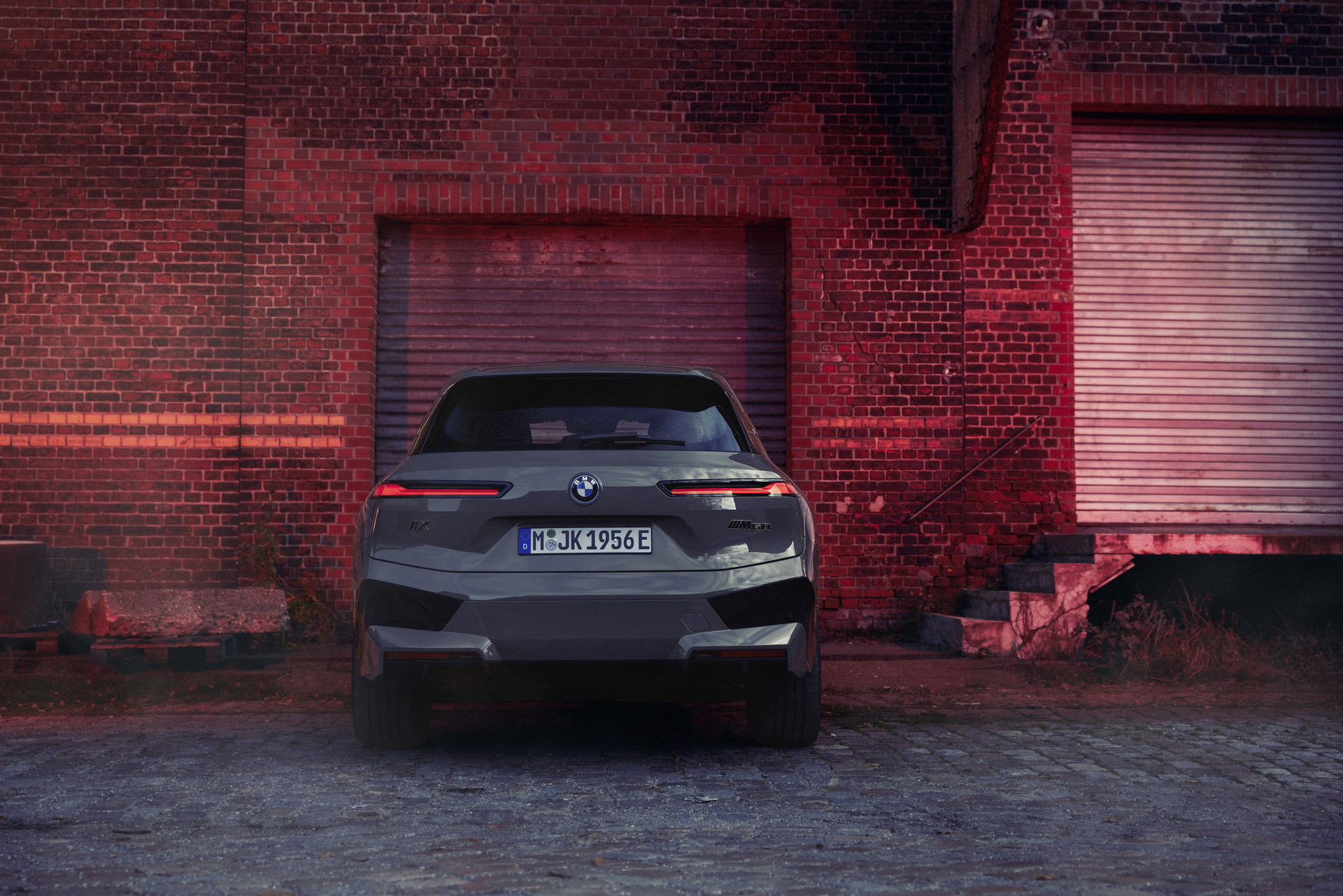 2023 BMW iX M60 Is A $105,100 Electric SUV With 610-HP And 280-Mile Range