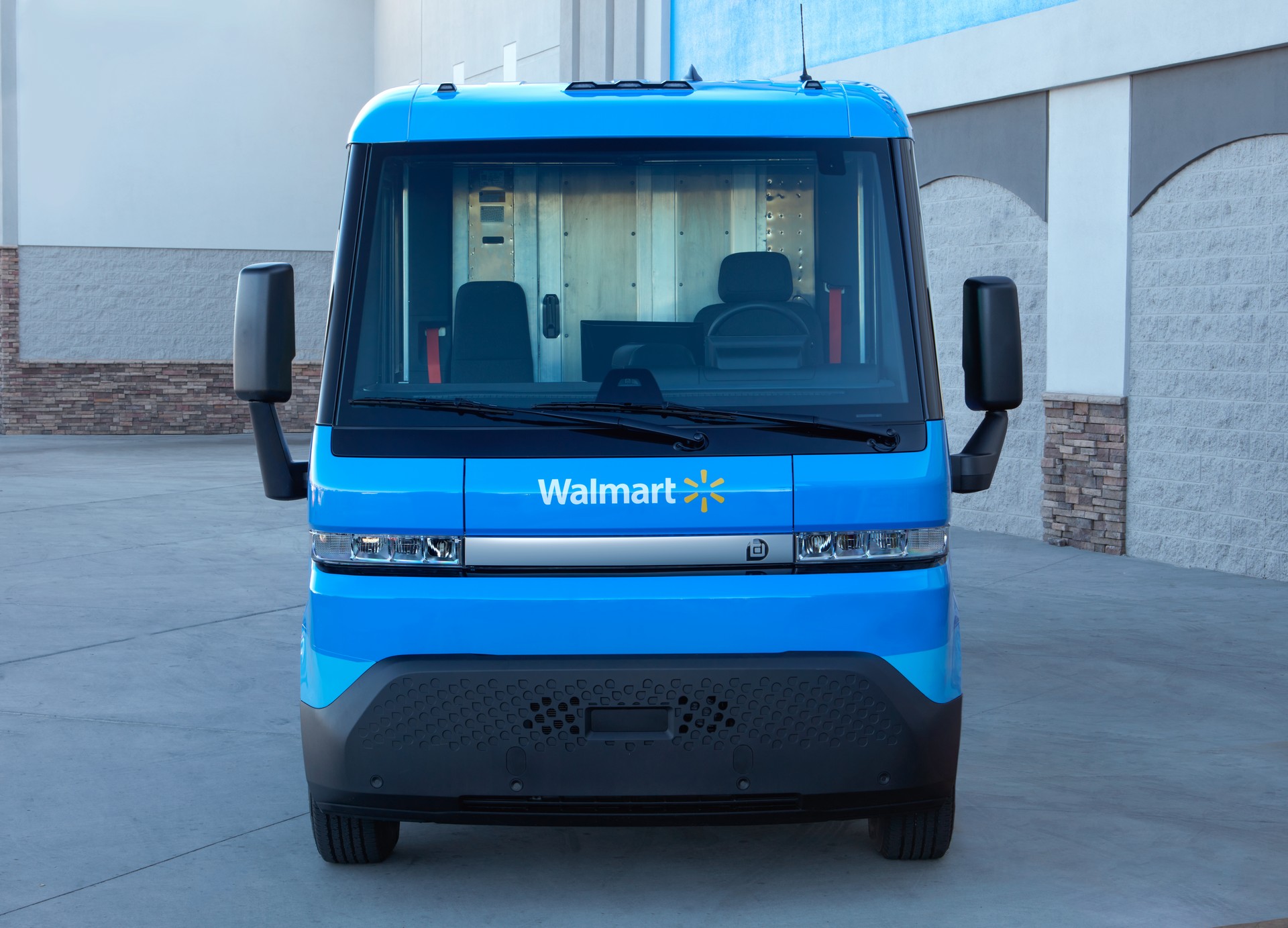 BrightDrop Secures 5,000 Reservations From Walmart, FedEx Eyeing 20,000 Units