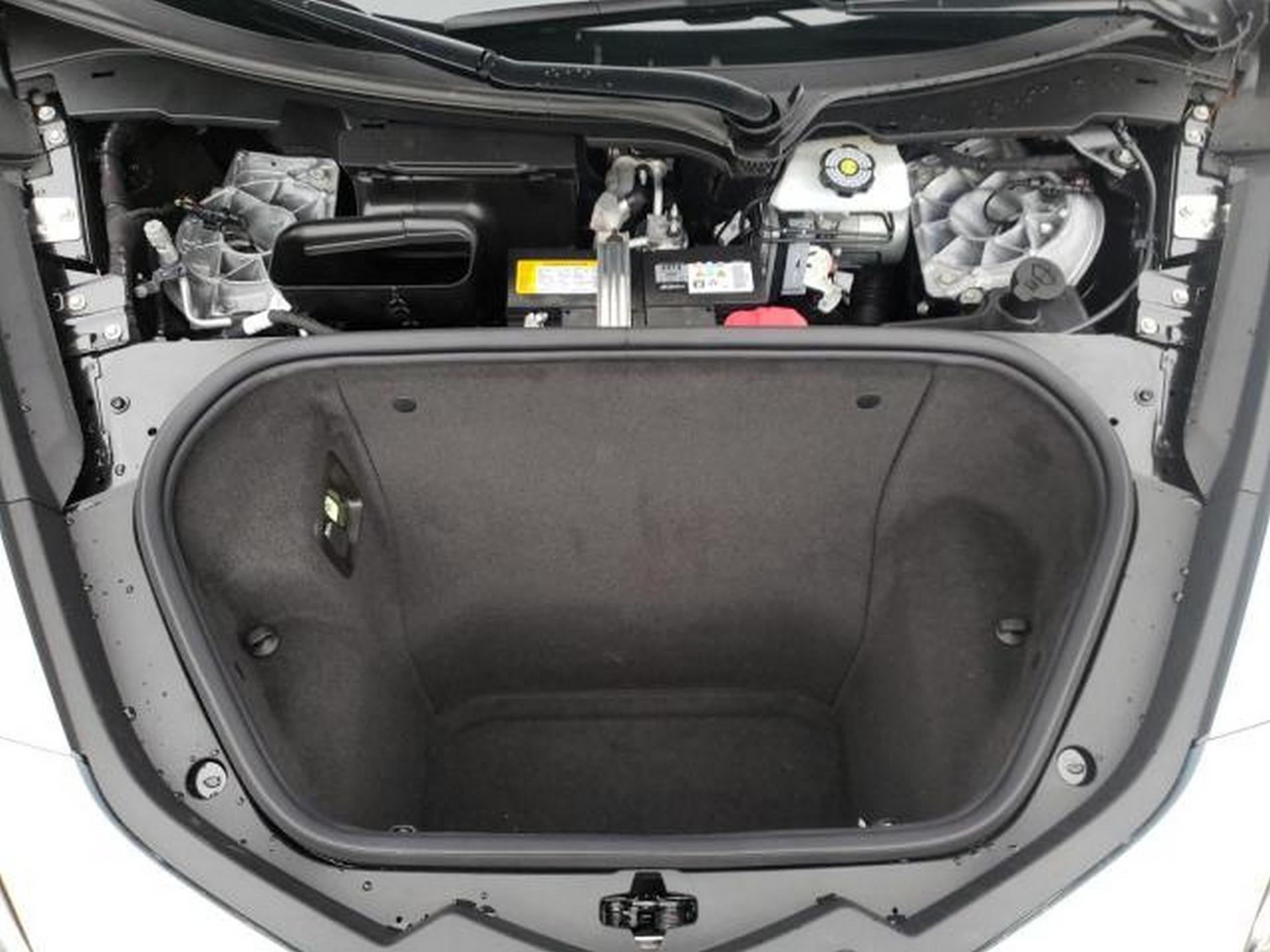 What The Heck Happened To This 358-mile 2022 Corvette Stingray C8?