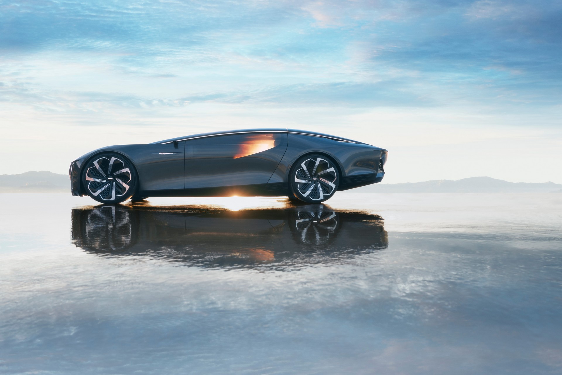 Cadillac InnerSpace Concept Debuts As A Luxurious, Autonomous Coupe