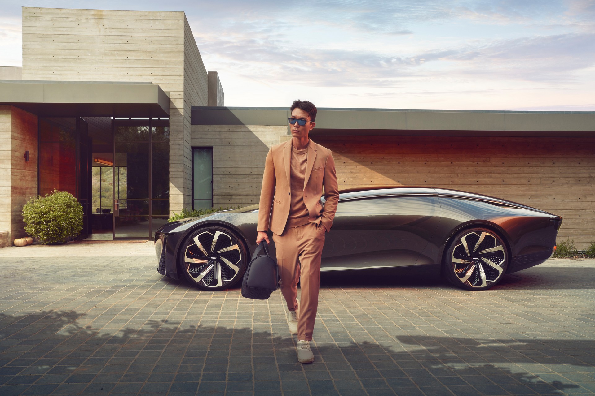 Cadillac InnerSpace Concept Debuts As A Luxurious, Autonomous Coupe