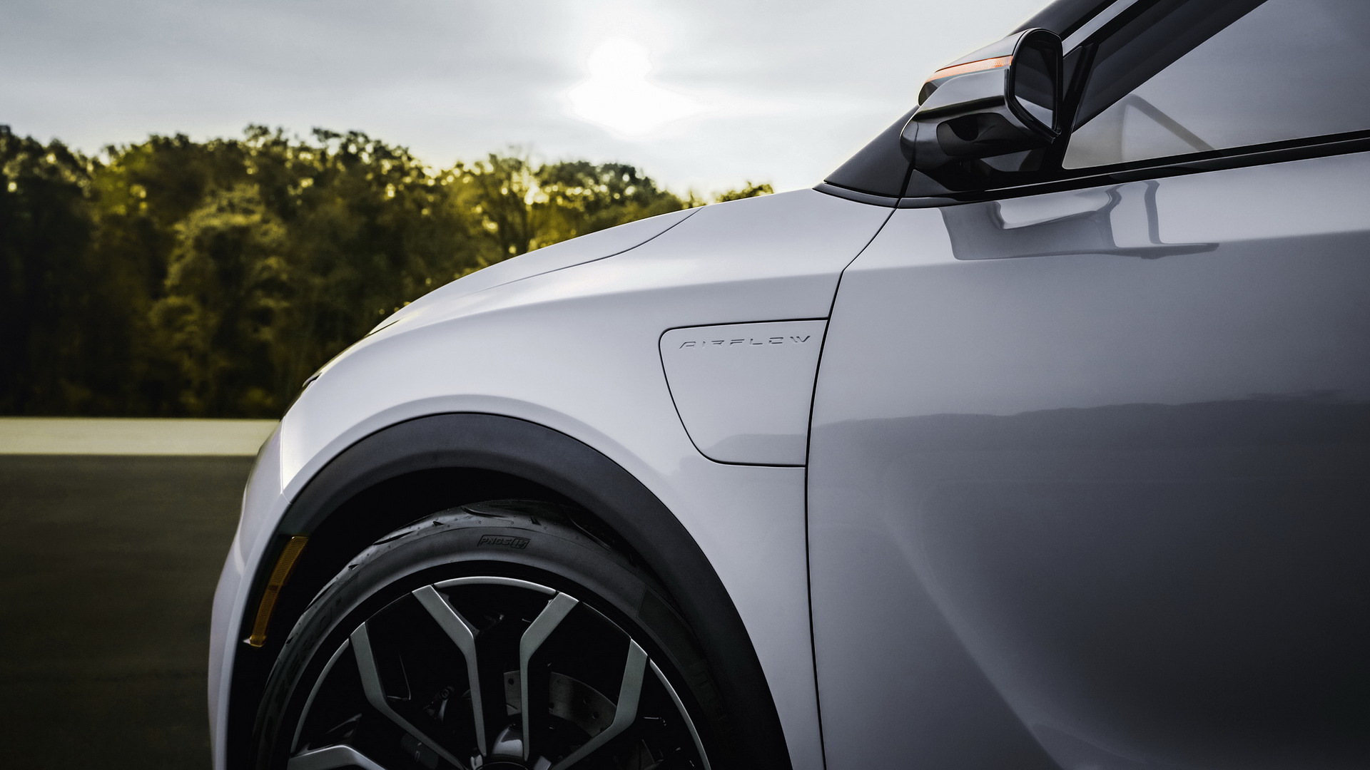 Chrysler CEO Says Lineup Will Expand, Hints At An Electric 300 Successor