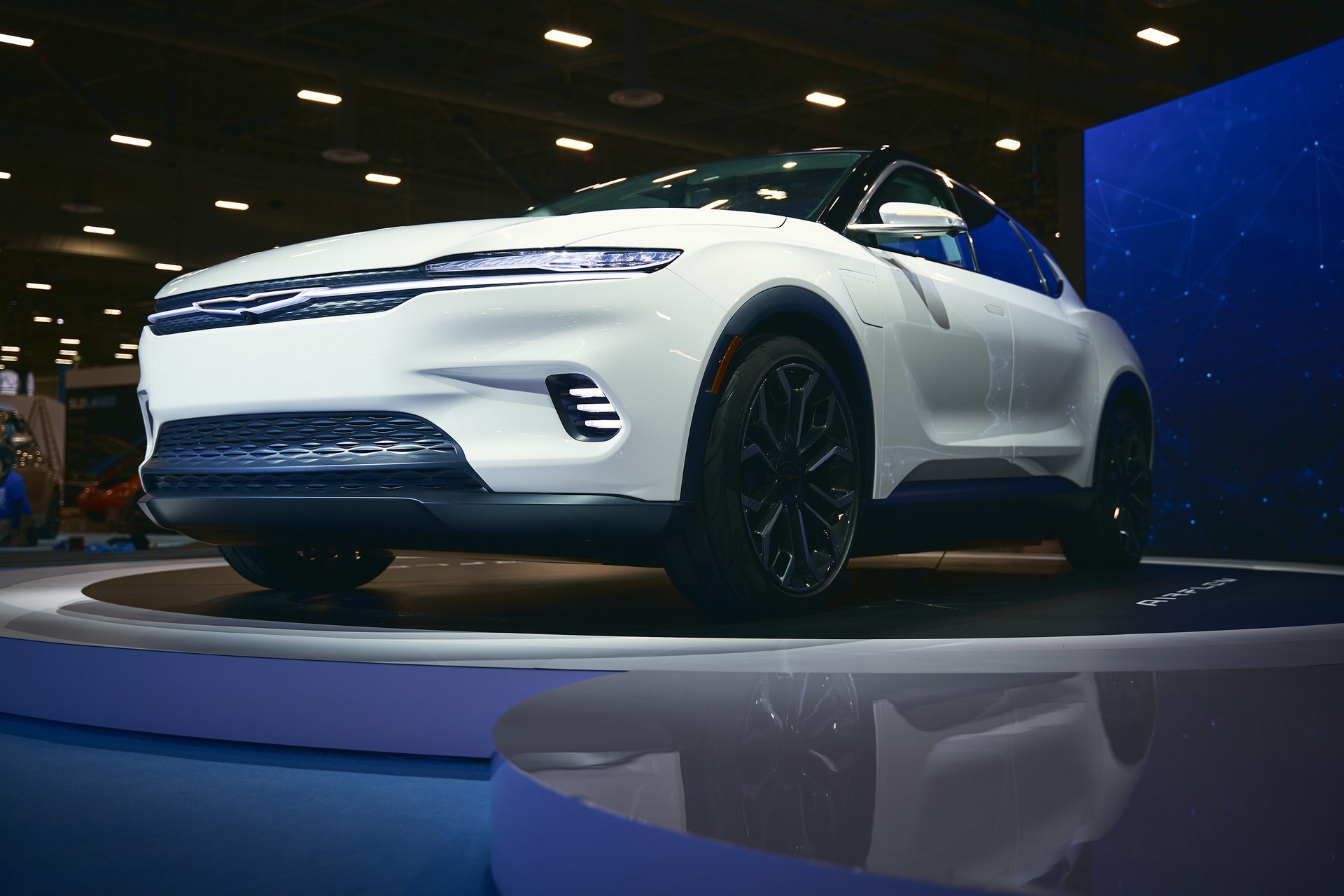 Chrysler Teases “New Look” For Airflow Concept To Be Unveiled At New York Auto Show