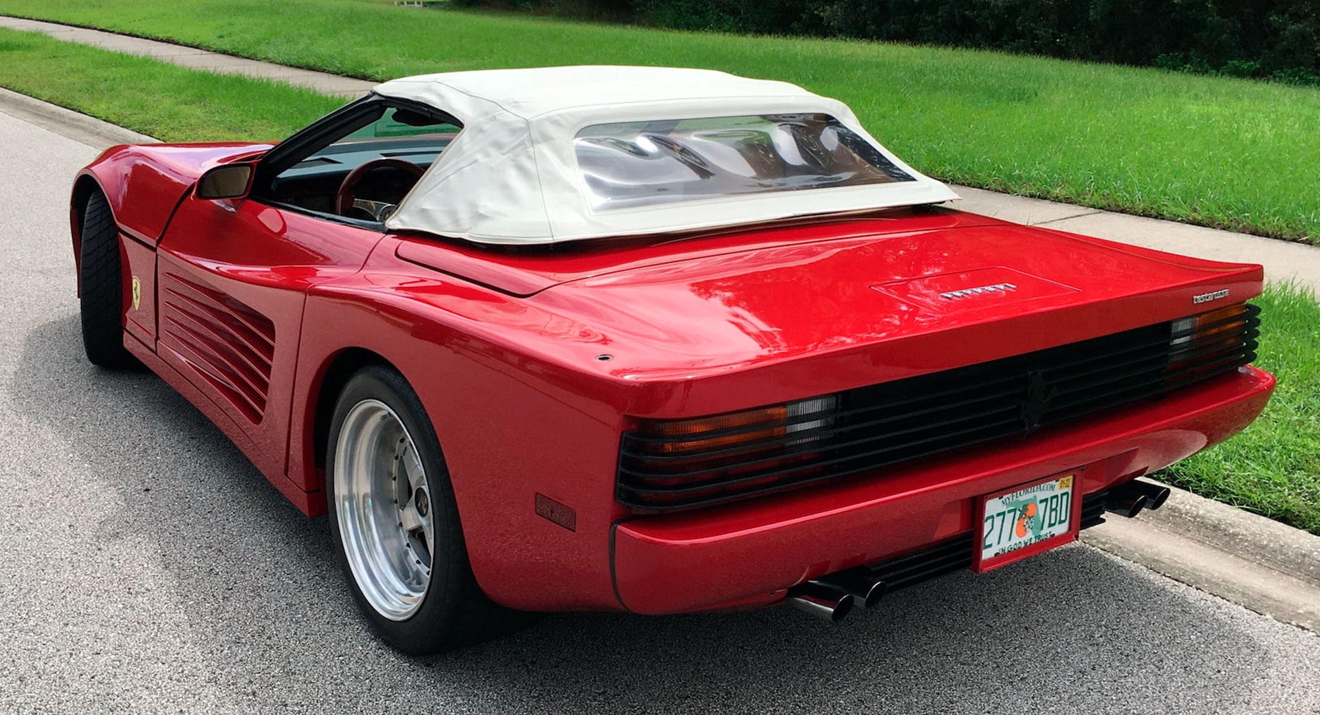 Corvette Ferrari 3 - Auto Recent
