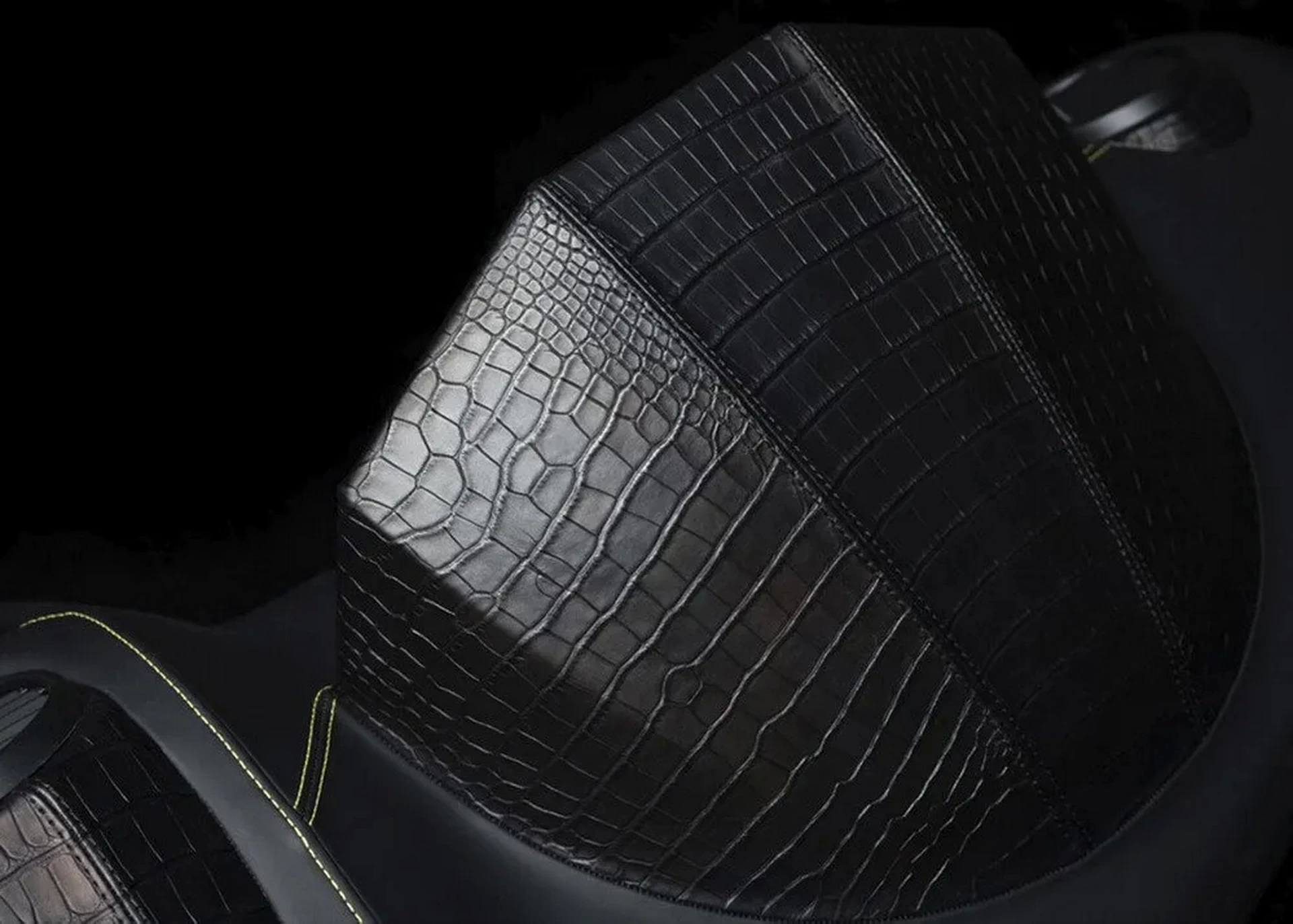 There’s A Mercedes Hiding Under Dartz’s Armored Prombron Black Alligator MMXX “Black Tiger Moon Edition”