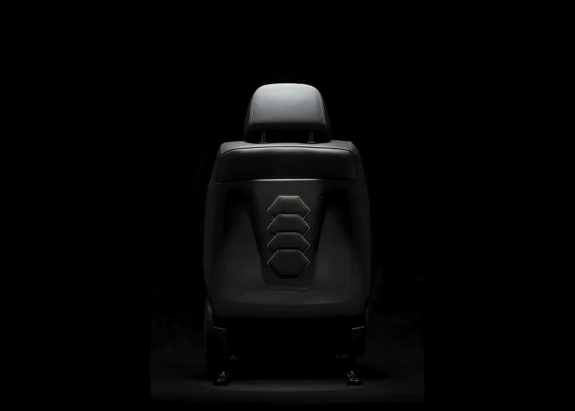 There’s A Mercedes Hiding Under Dartz’s Armored Prombron Black Alligator MMXX “Black Tiger Moon Edition”