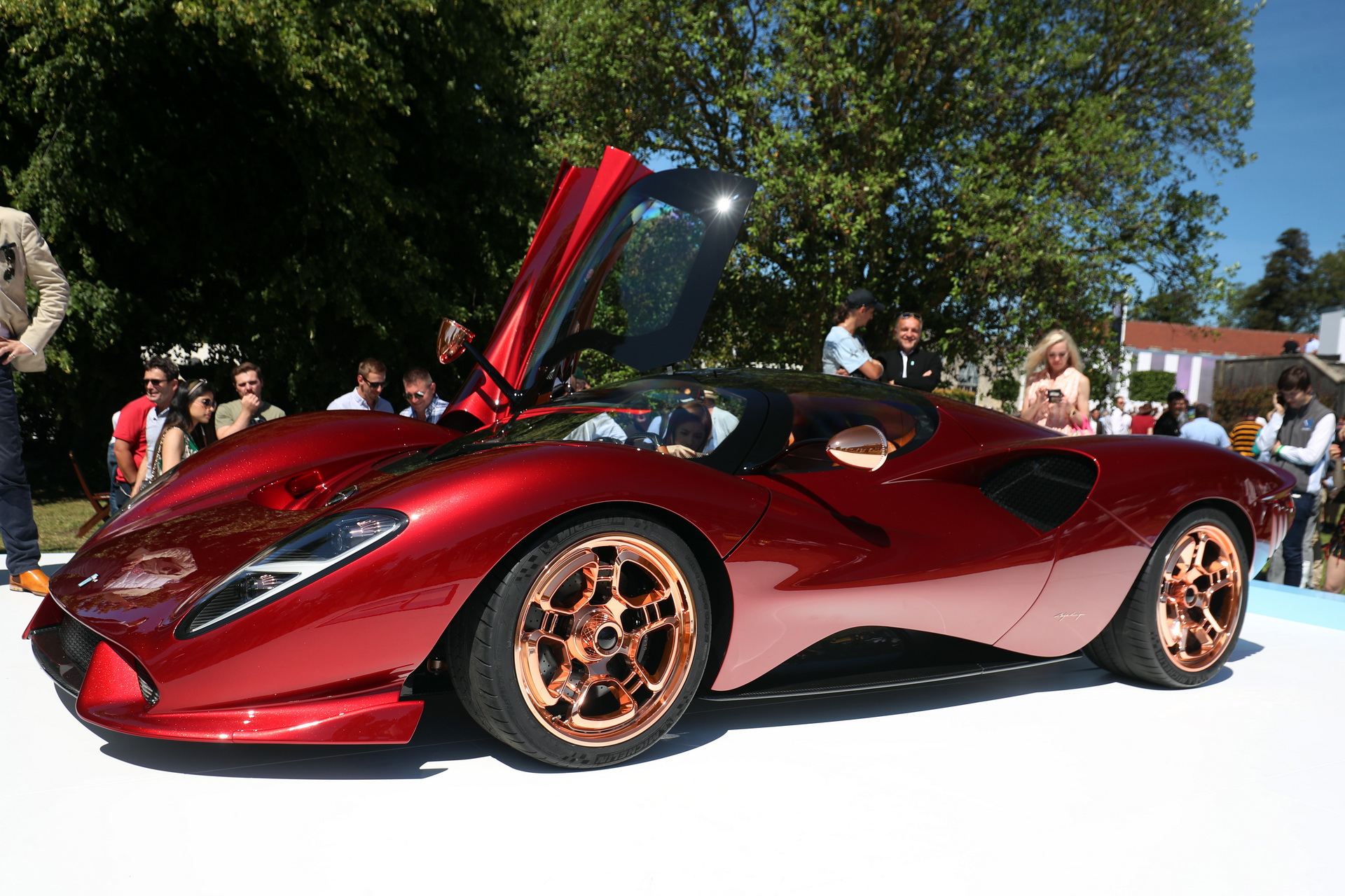 De Tomaso P72 Closer To Production Thanks To New Nurburgring Production Facility