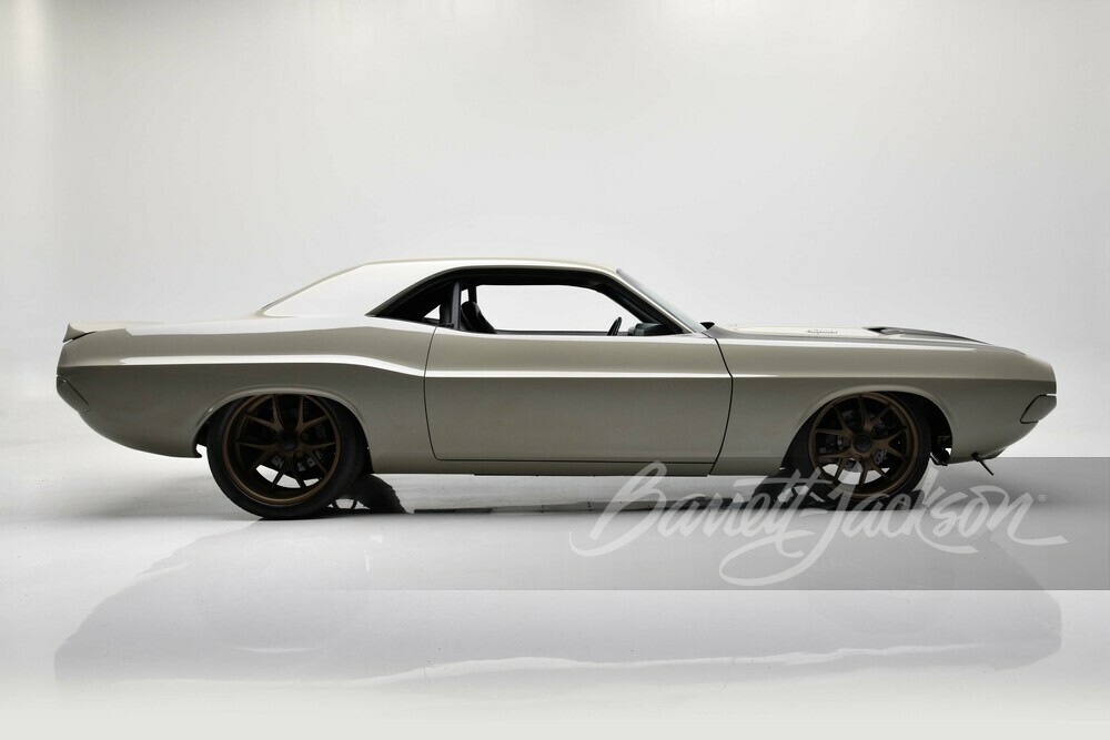 Restomod 1973 Dodge Challenger Will Chastise You With Its Supercharged 6.4L HEMI V8
