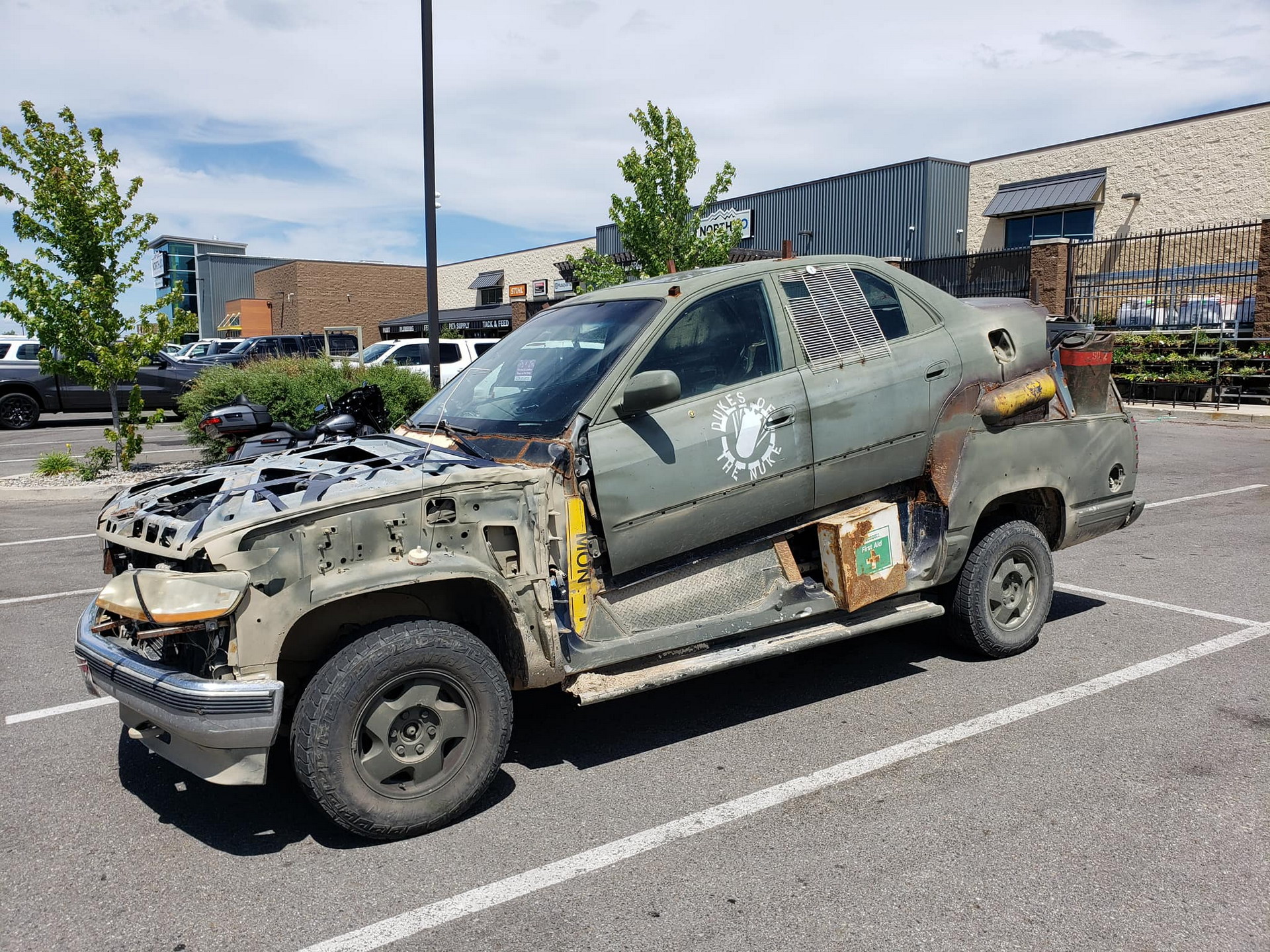 Honda Accord And Chevrolet Suburban Mashup Is Mad Max Material