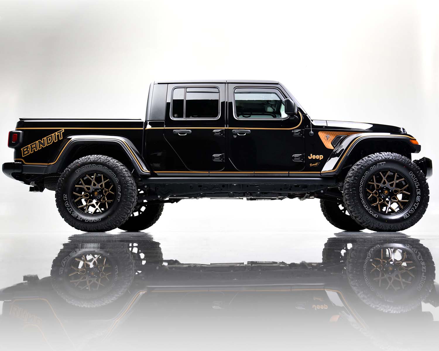 This Jeep Gladiator Was Inspired By Smokey And The Bandit’s Pontiac Trans Am