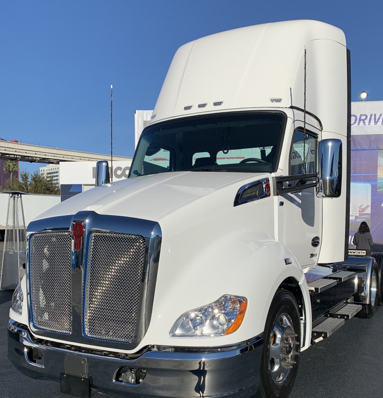 Kenworth’s New Electric Truck Has Up To 670 HP And A 150-Mile Range