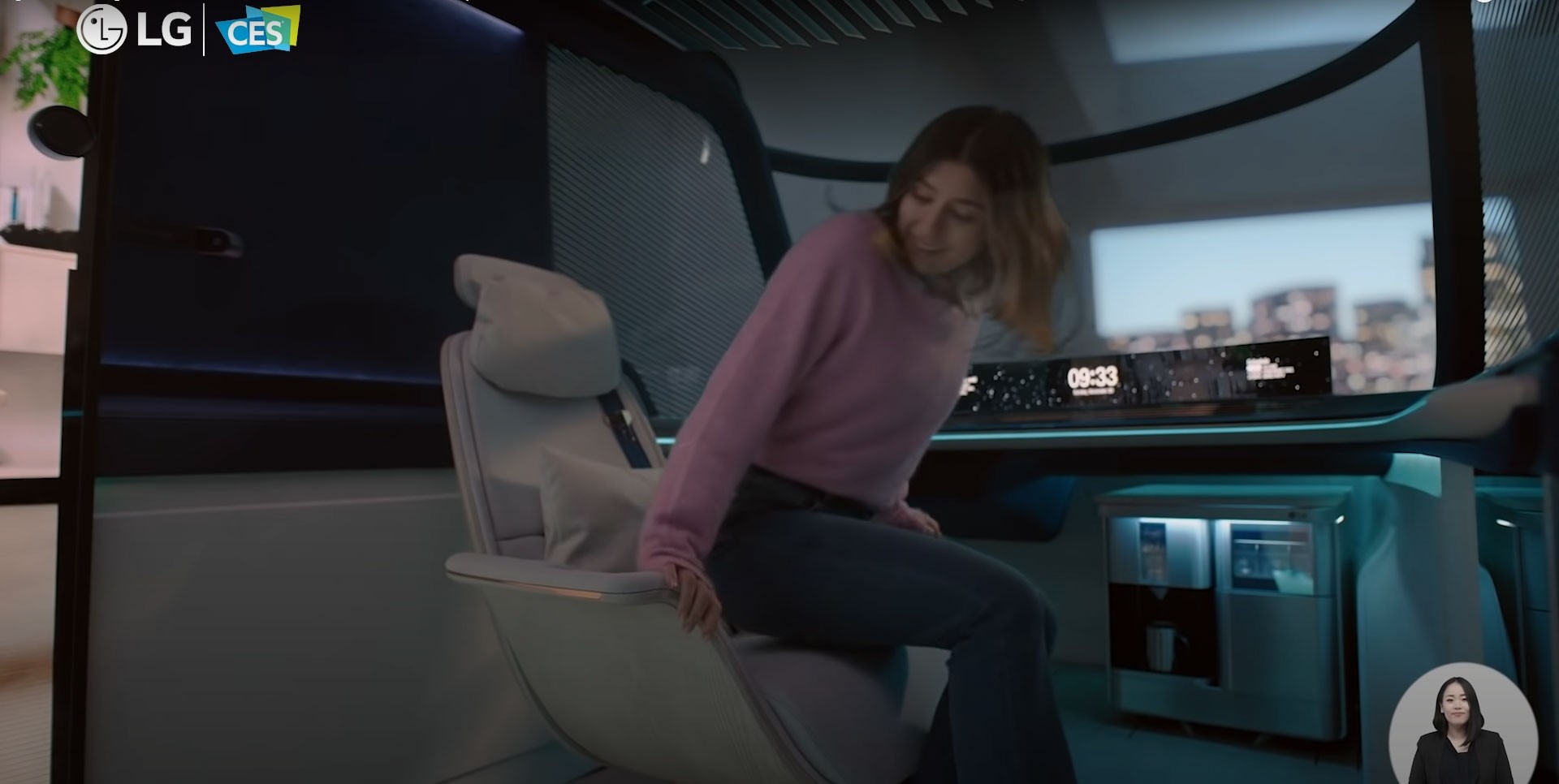 LG Introduces Omnipod Concept And Hints At A Mercedes MBUX Hyperscreen Competitor