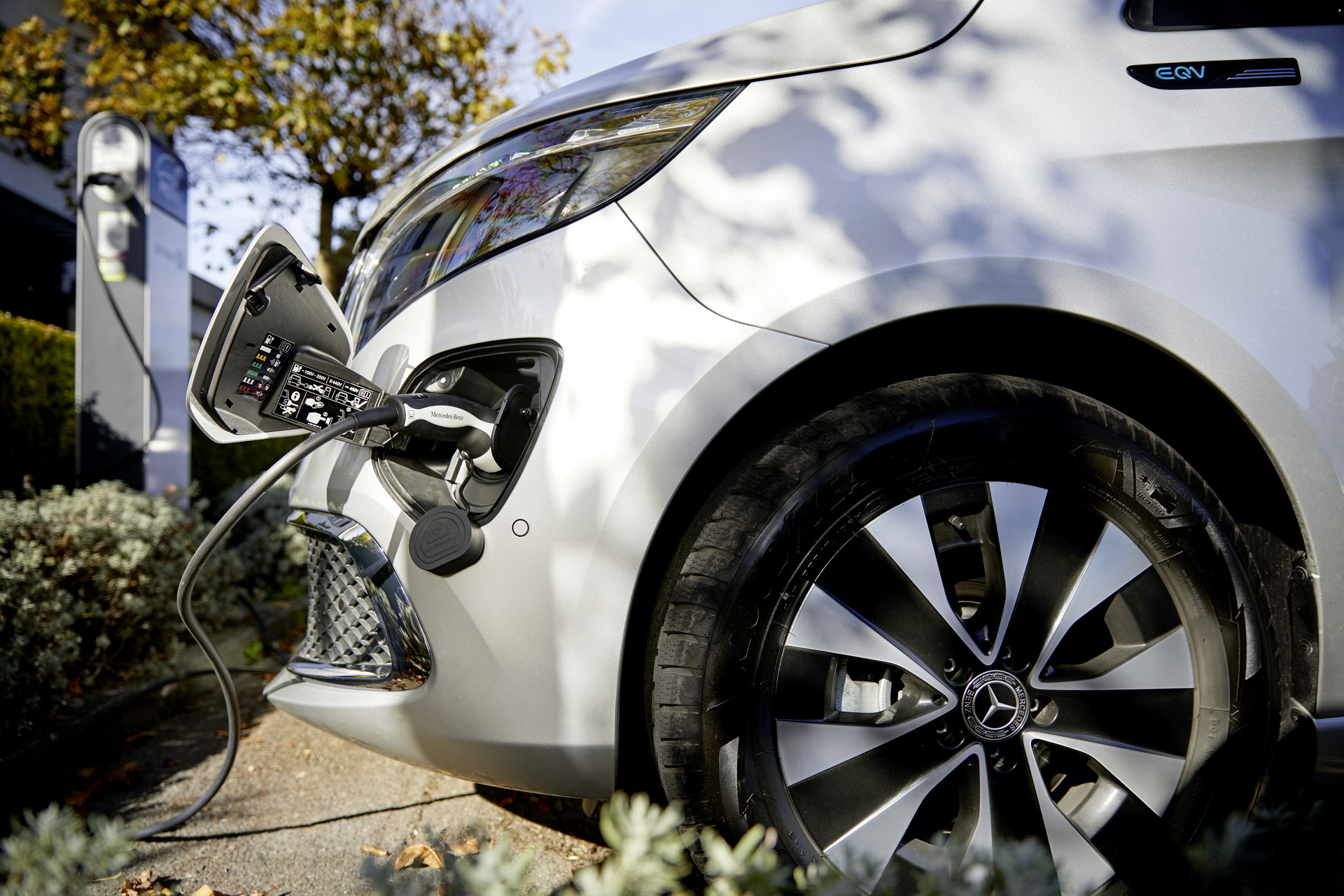 Mercedes-Benz Unveils EQV-Based EV Camper With Up To 225 Miles Of Range