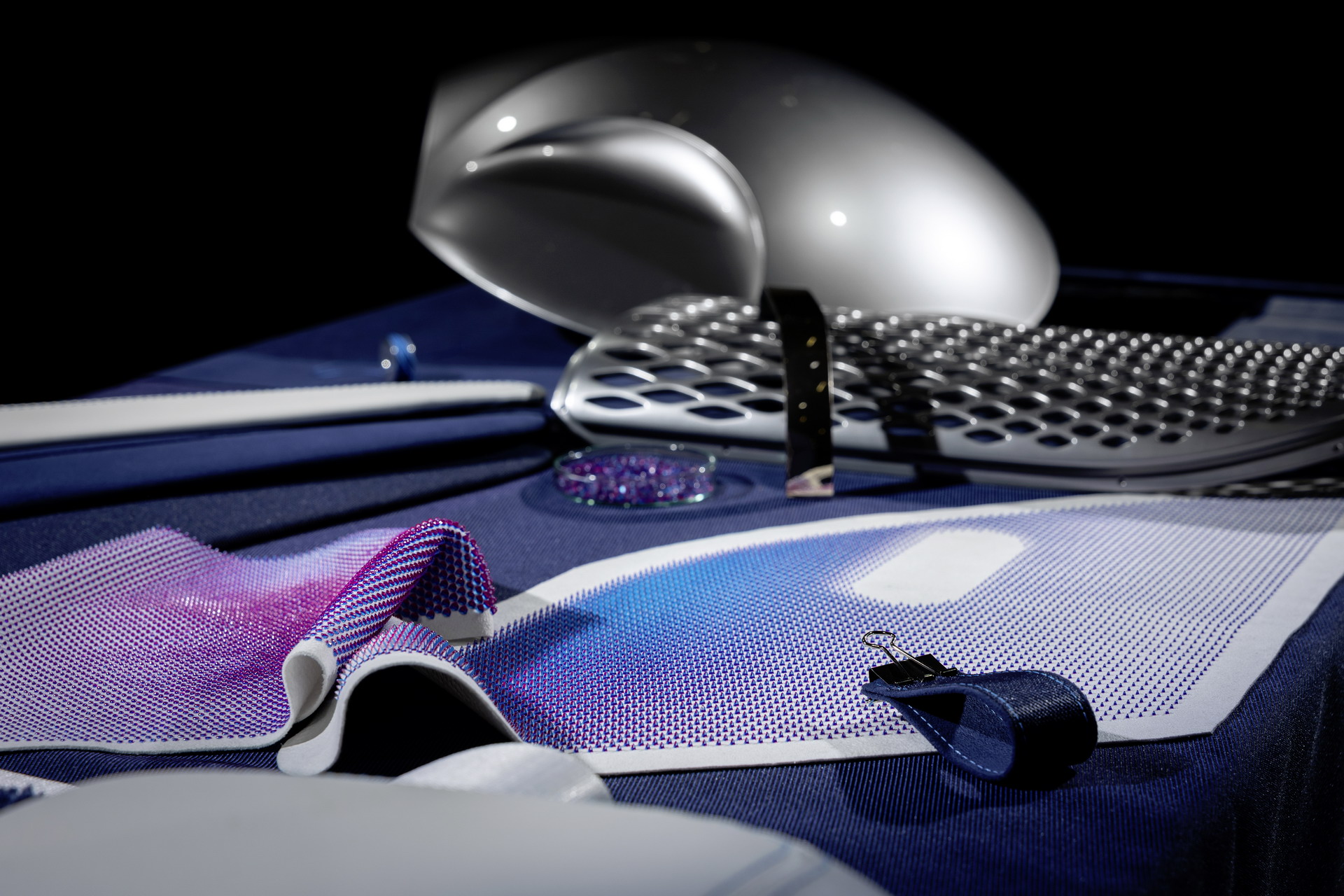 Mercedes EQXX Concept Has A 47.5-Inch 8K Touchscreen, 621 Miles Range And A Floor Made From Used Diapers