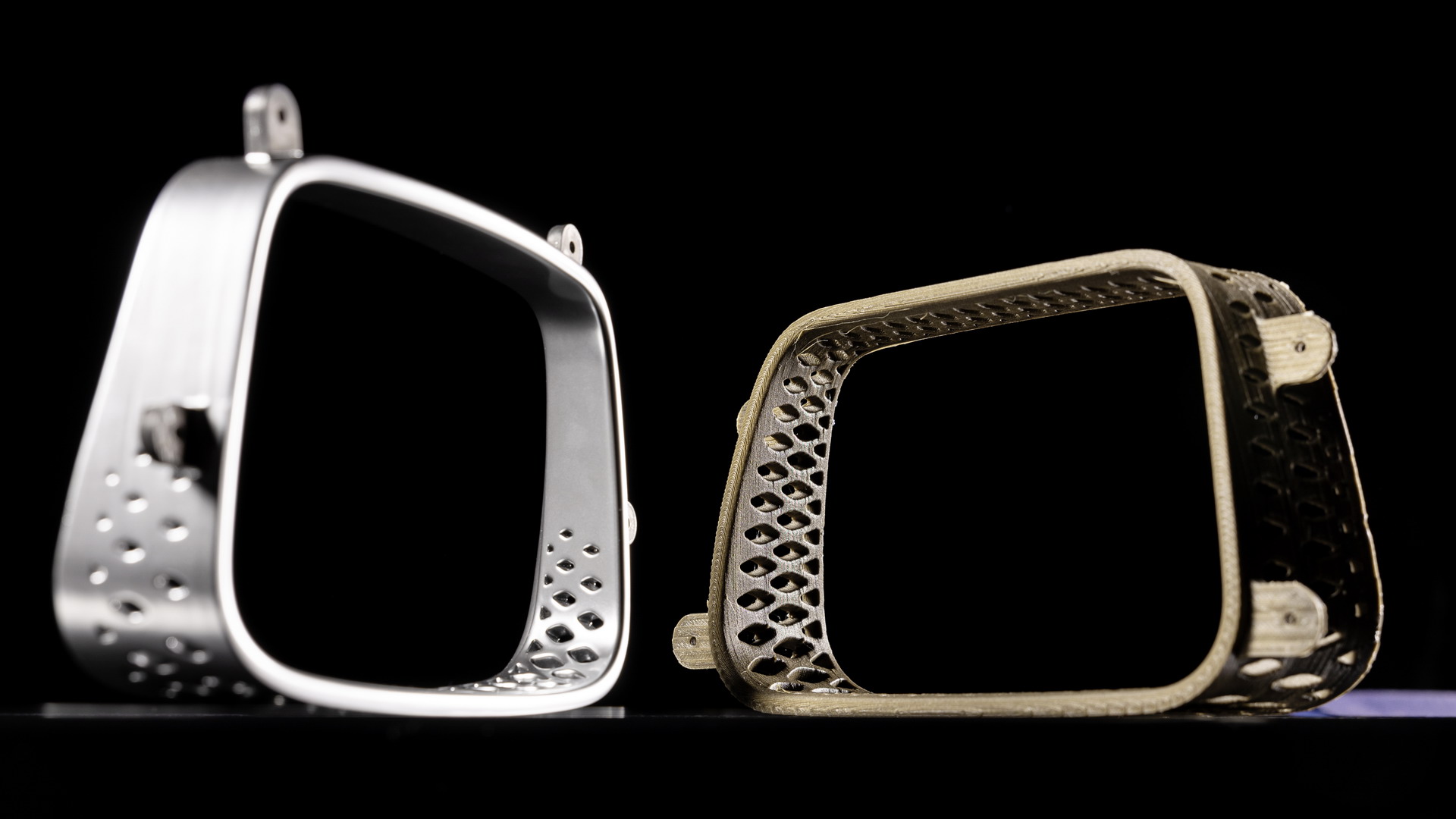 Mercedes EQXX Concept Has A 47.5-Inch 8K Touchscreen, 621 Miles Range And A Floor Made From Used Diapers