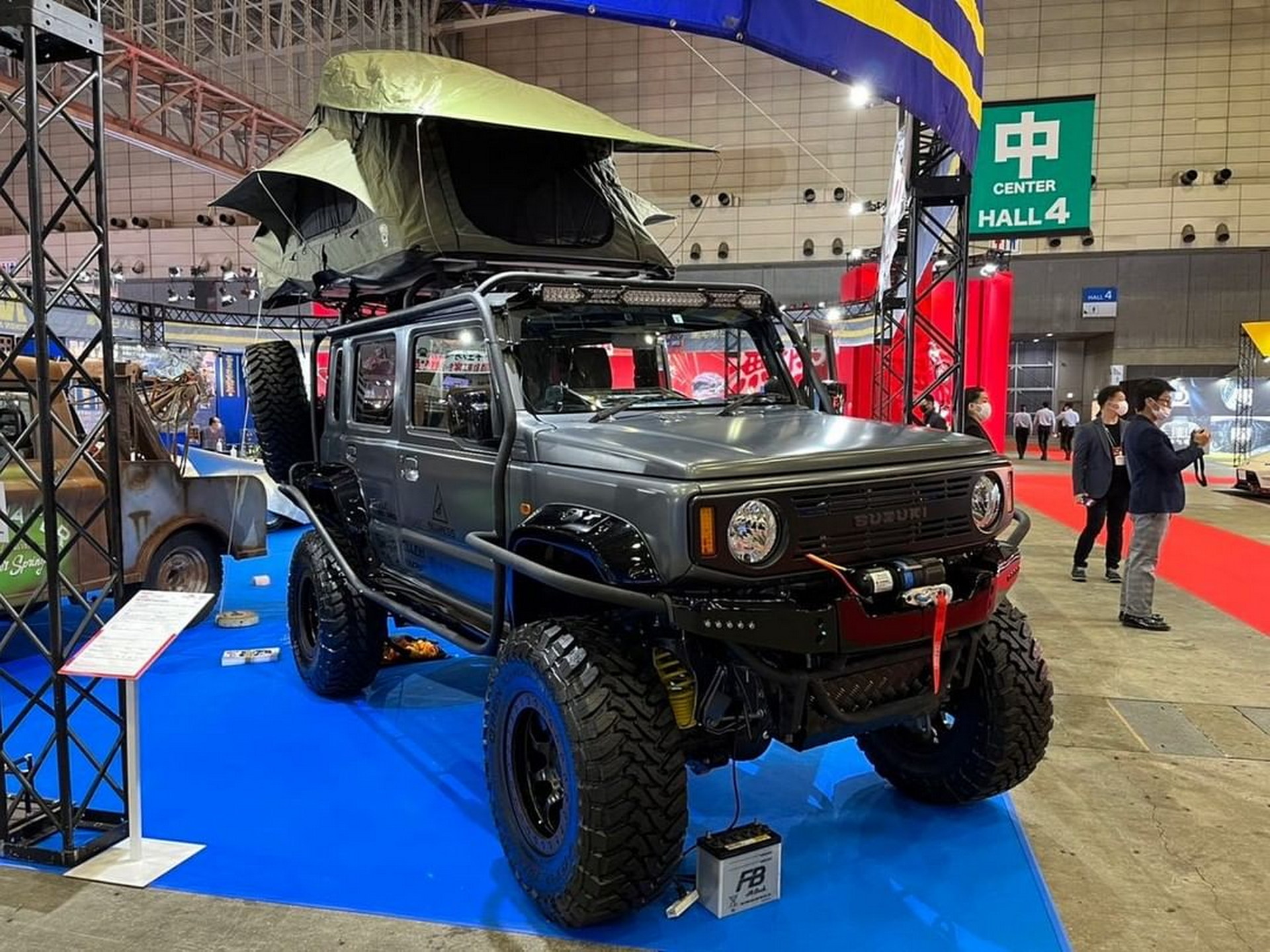 Japanese Students Built A Lifted Five-Door Suzuki Jimny Called “Mountain God”