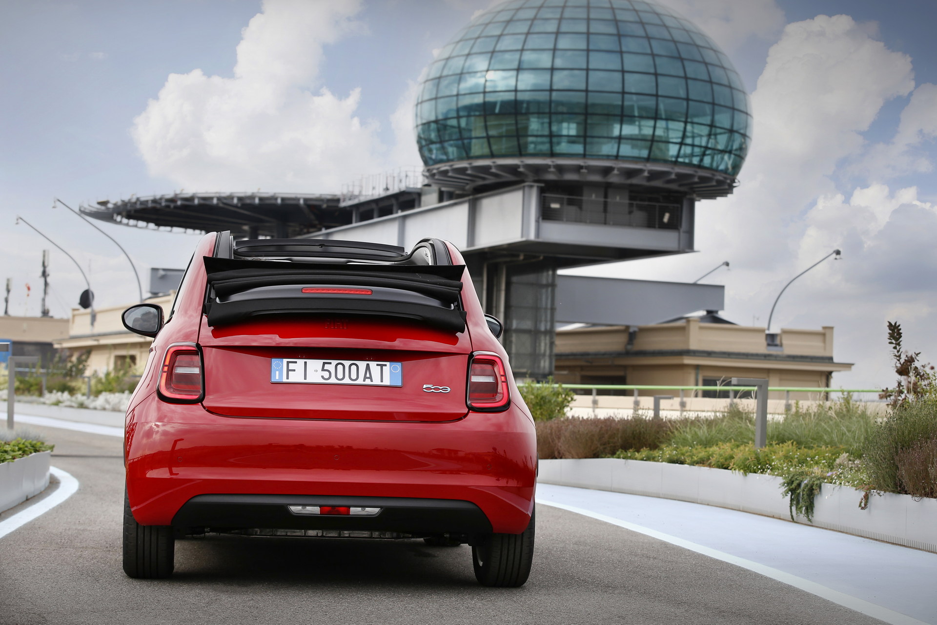 Fiat Debuts 500 RED With A Sanitizing Glovebox And UV-C Lamp, New Tipo Cross SW And More For 2022