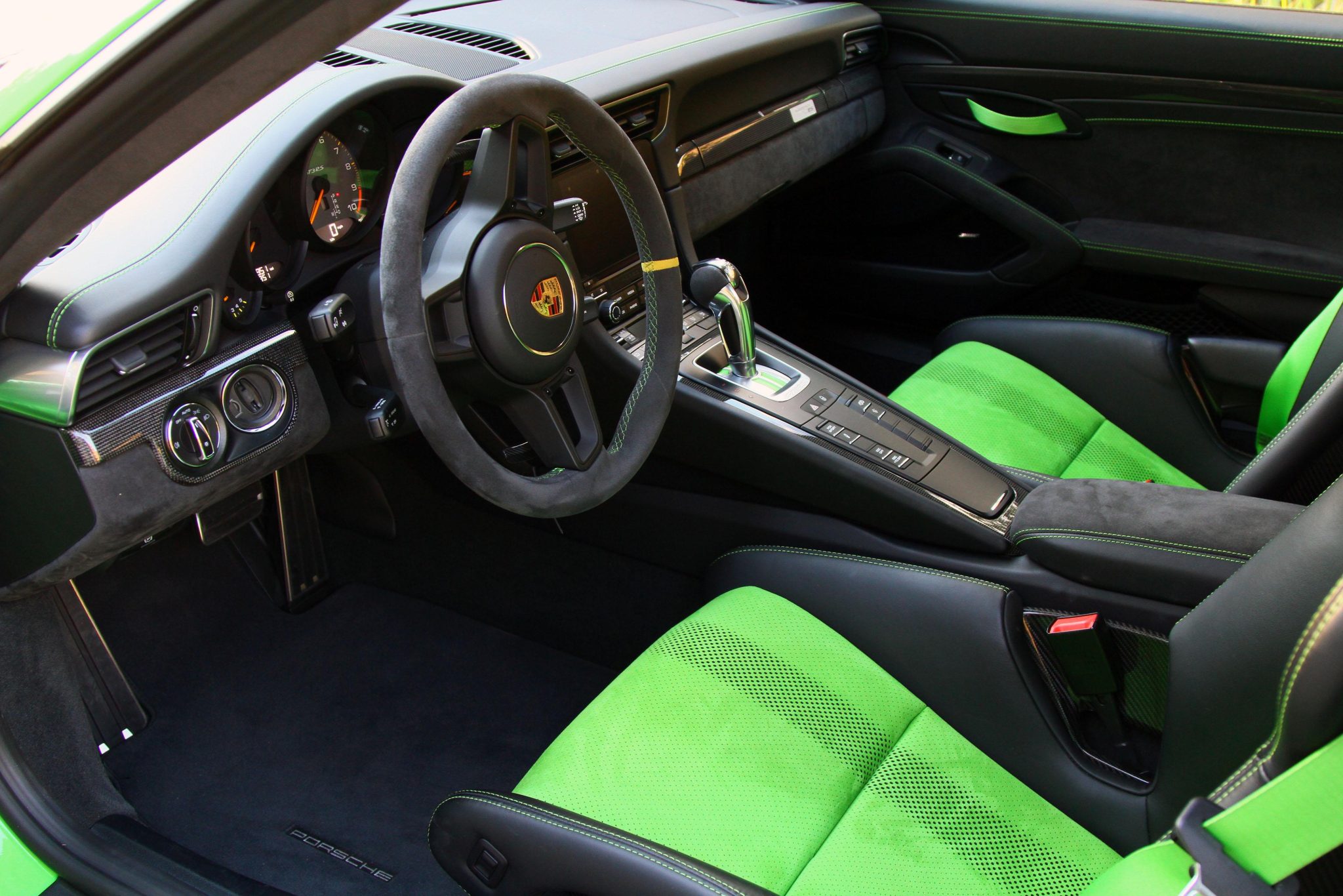 Don’t Wait For The New 911 GT3 RS – Get This Low-Mileage Lizard Green 2019 Example Instead