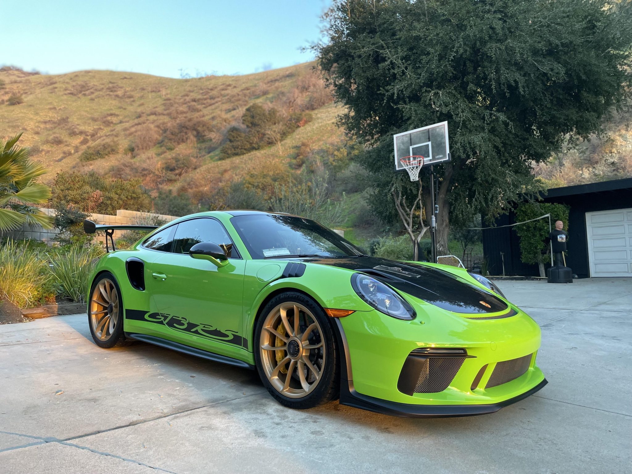 Don’t Wait For The New 911 GT3 RS – Get This Low-Mileage Lizard Green 2019 Example Instead