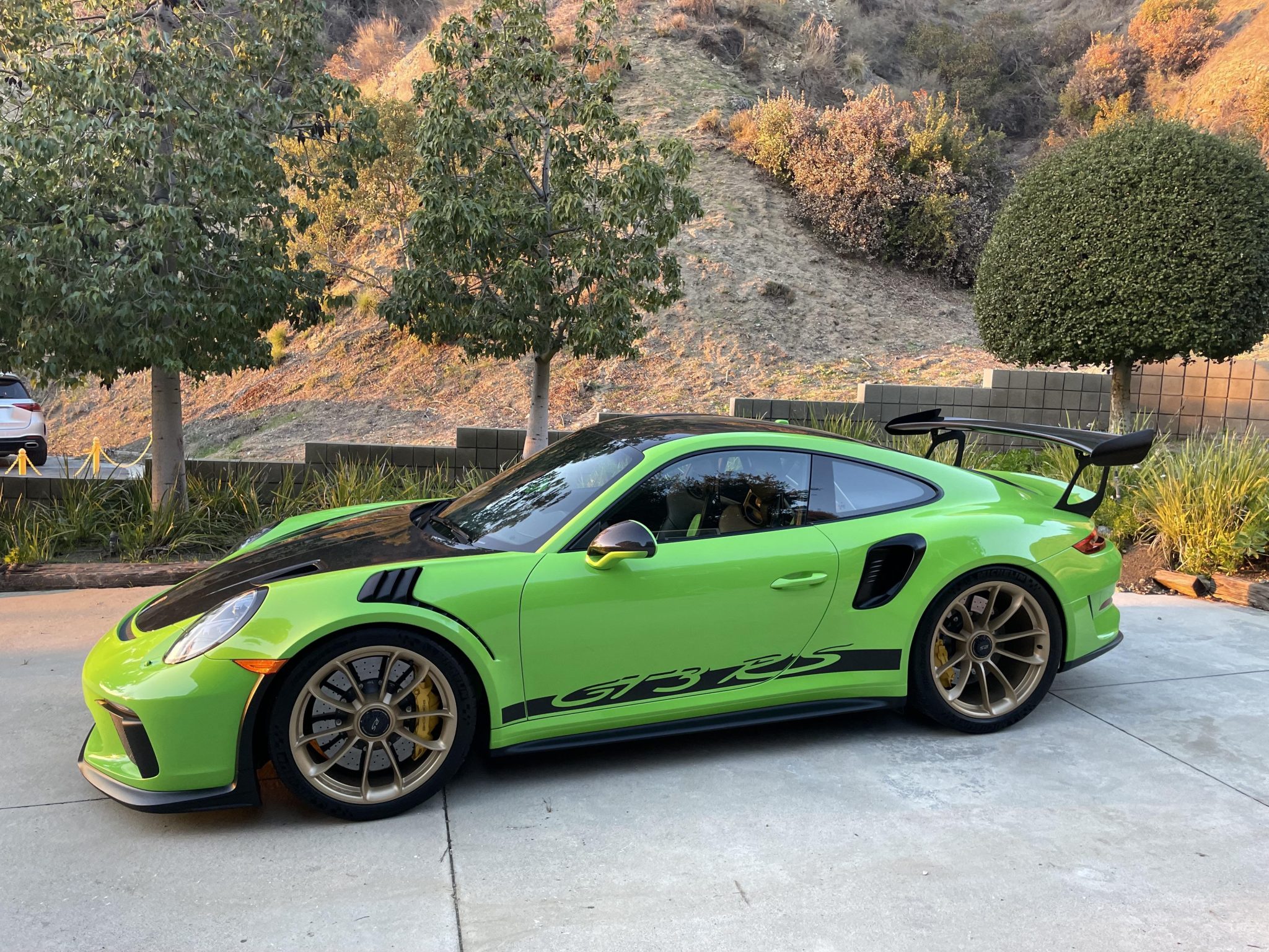 Don’t Wait For The New 911 GT3 RS – Get This Low-Mileage Lizard Green 2019 Example Instead