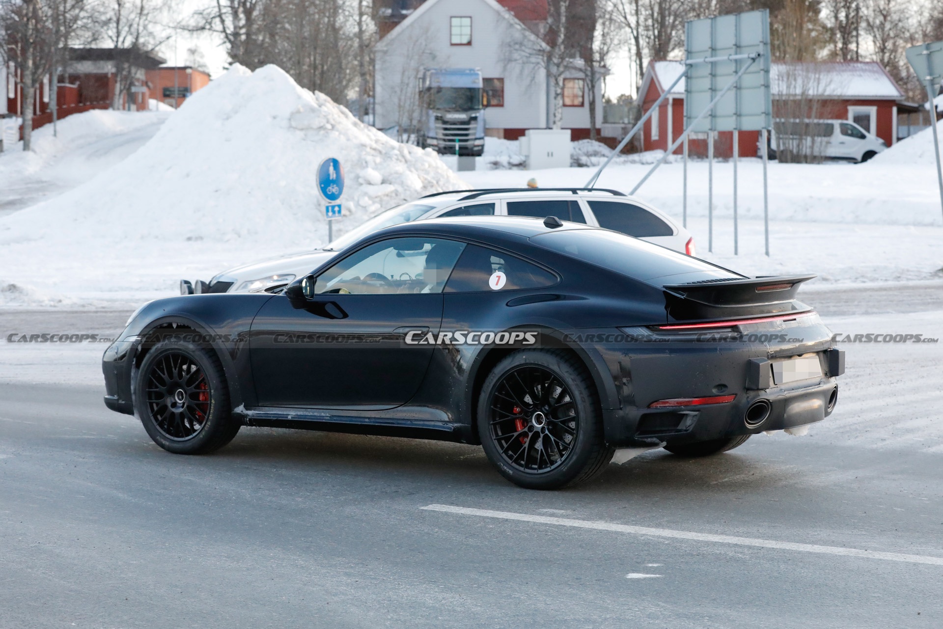 Porsche 911 Safari Strips Down In The Snow, Reveals Fixed Wing