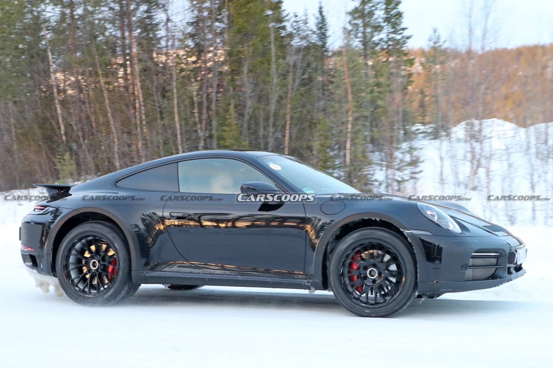 Porsche 911 Safari Strips Down In The Snow, Reveals Fixed Wing