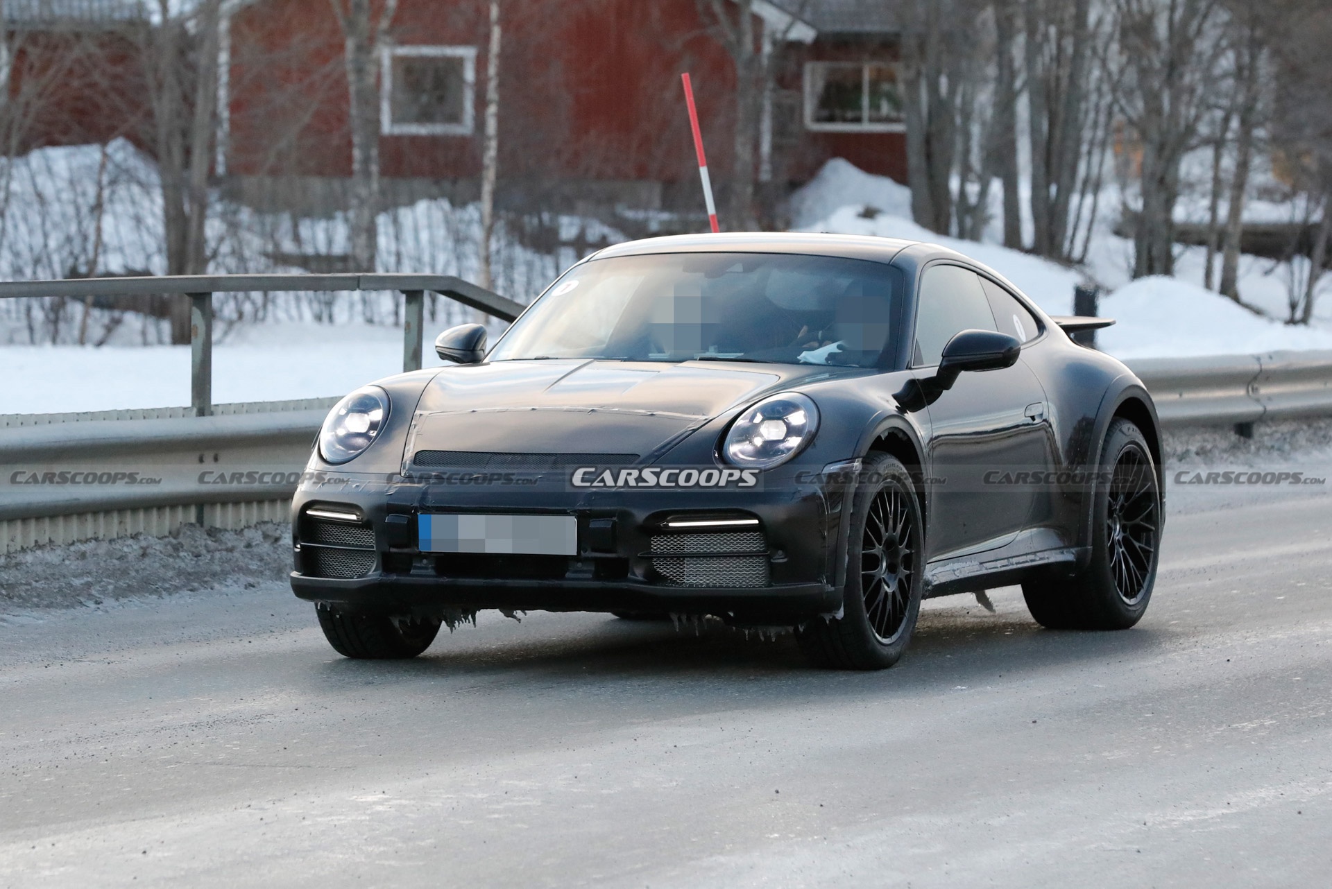 Porsche 911 Safari Strips Down In The Snow, Reveals Fixed Wing