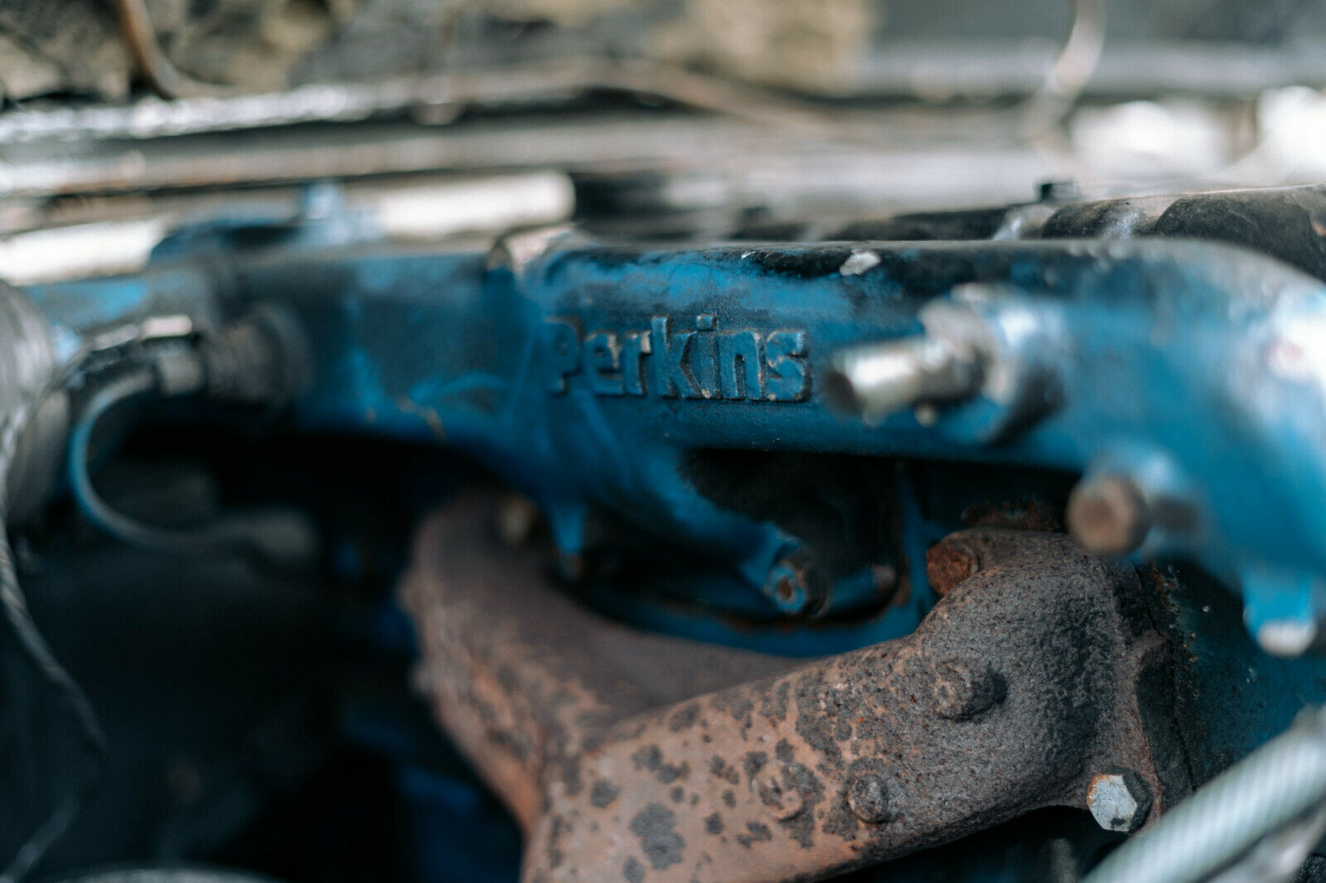 Would You Roll The Dice On A Classic Range Rover With Two Doors And Six Wheels?