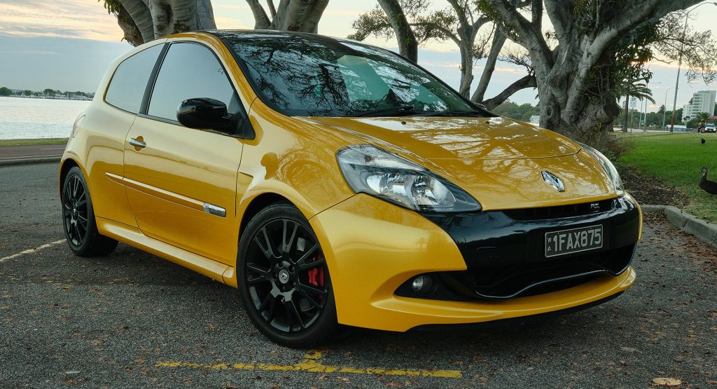  CarScoops Garage: This Is Our 2011 Renault Clio RS 200 AGP
