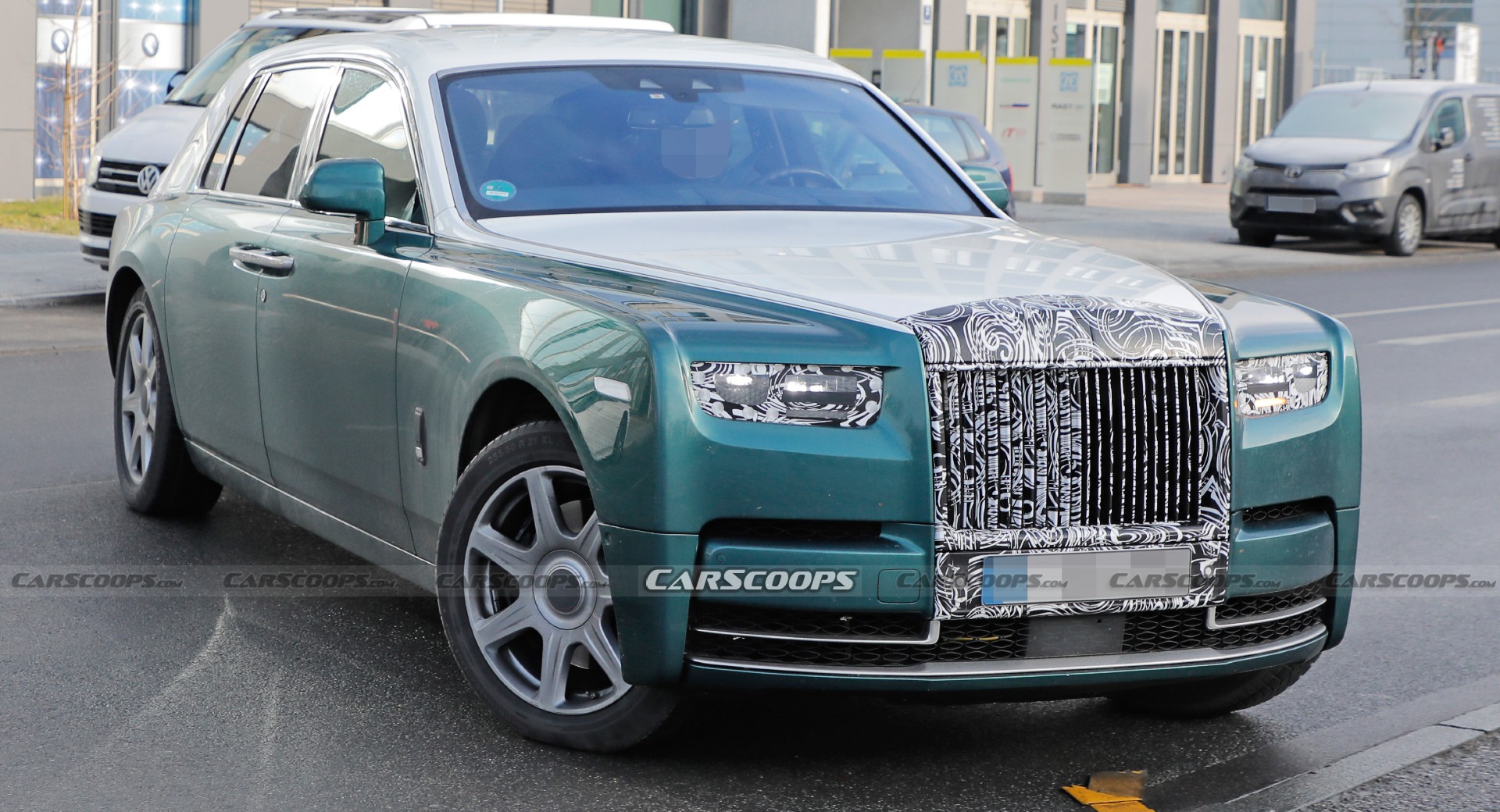 Take An Early Look At The Facelifted Rolls-Royce Cullinan