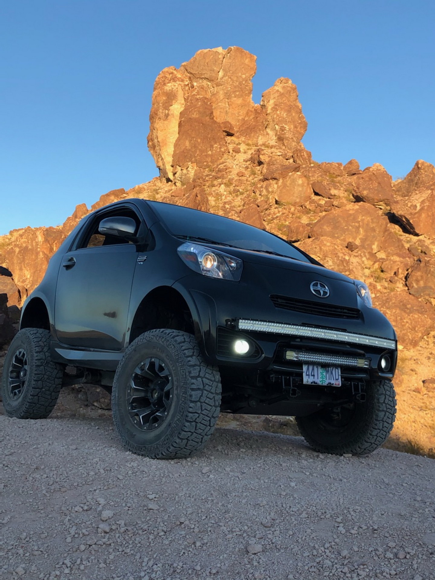 The Go-Anywhere Sciuki iQ 4×4 Is A Scion City Car With Grand Vitara Underpinnings