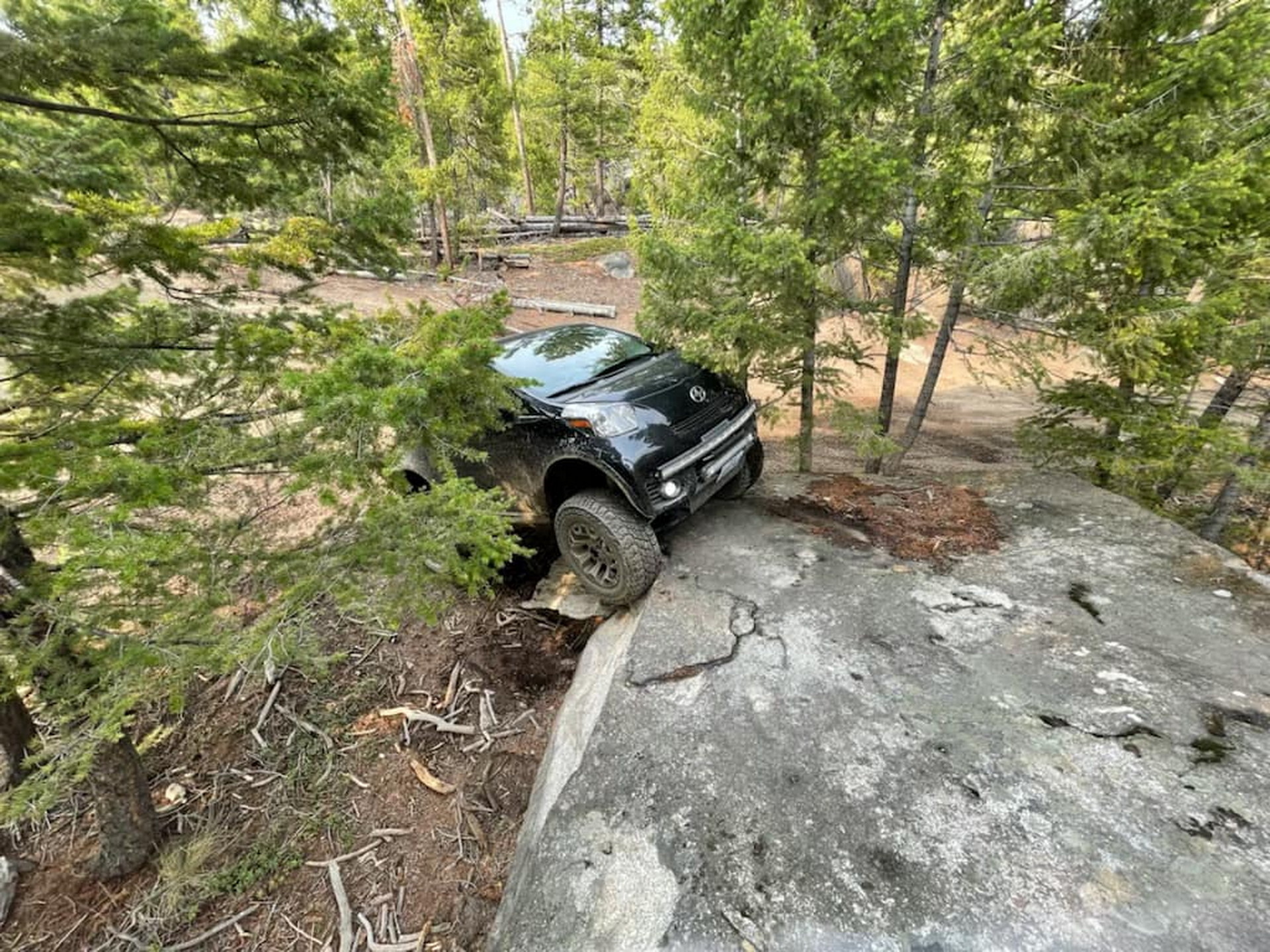 The Go-Anywhere Sciuki iQ 4×4 Is A Scion City Car With Grand Vitara Underpinnings