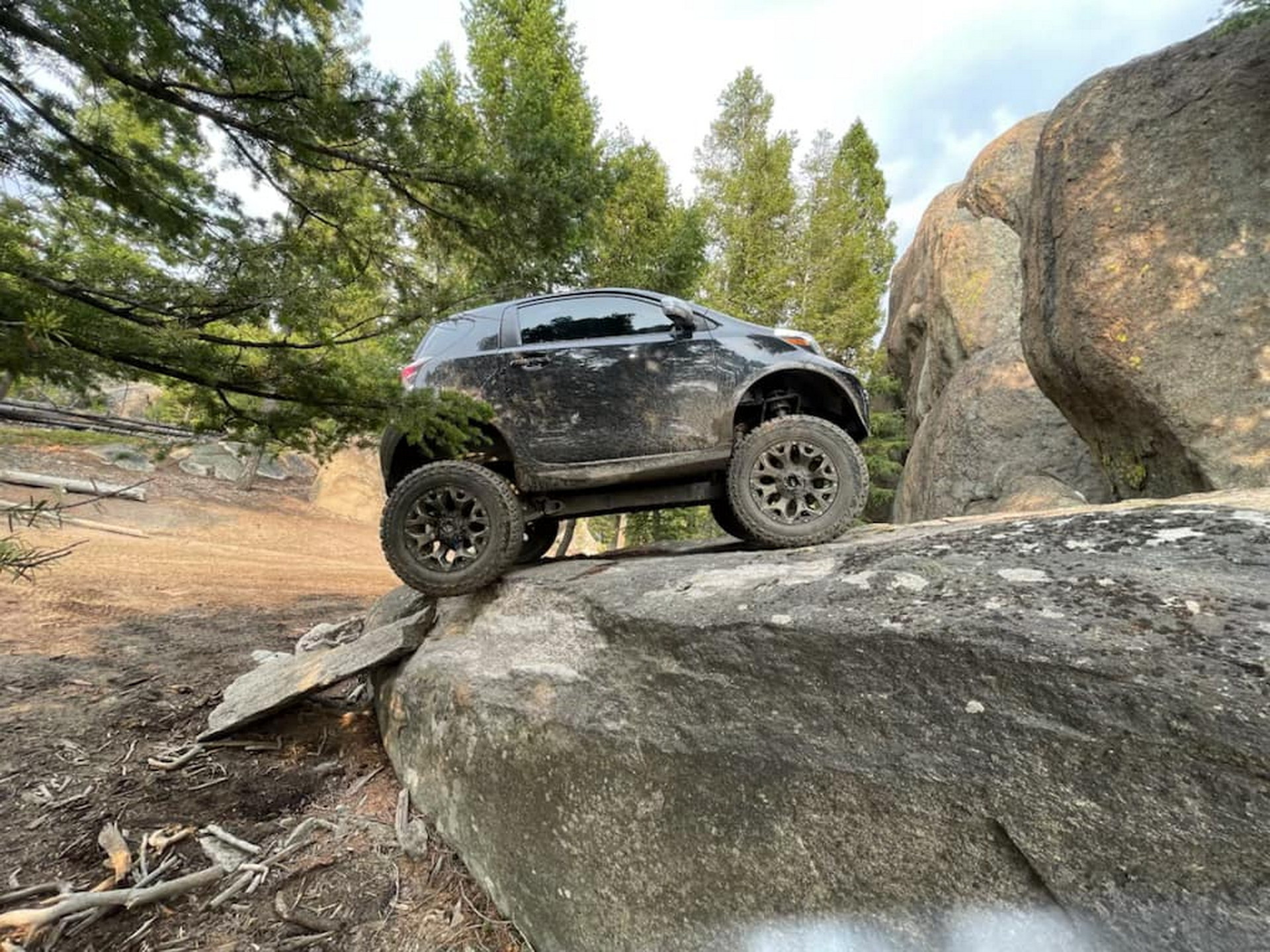 The Go-Anywhere Sciuki iQ 4×4 Is A Scion City Car With Grand Vitara Underpinnings