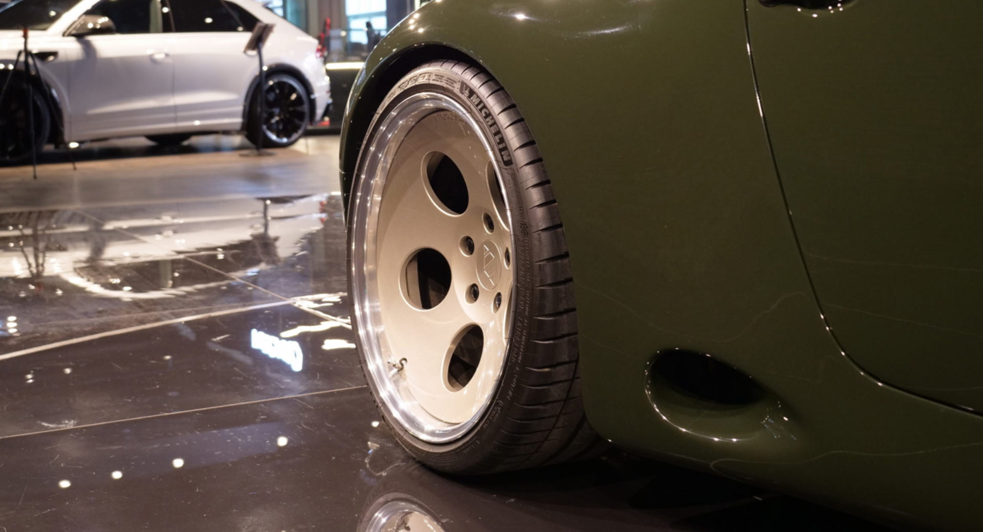 A Strosek ‘Mega 30’ Porsche 911 Restomod With Zero Miles Will Cost You As Much As A New Lambo