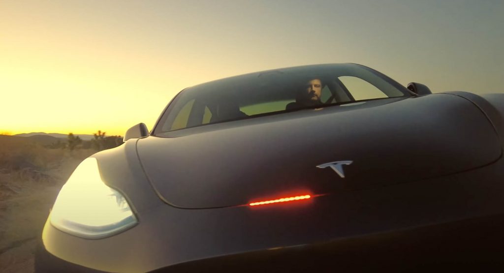  What Do You Think Of This Tesla Model 3 Cosplaying As Knight Rider’s K.I.T.T.?