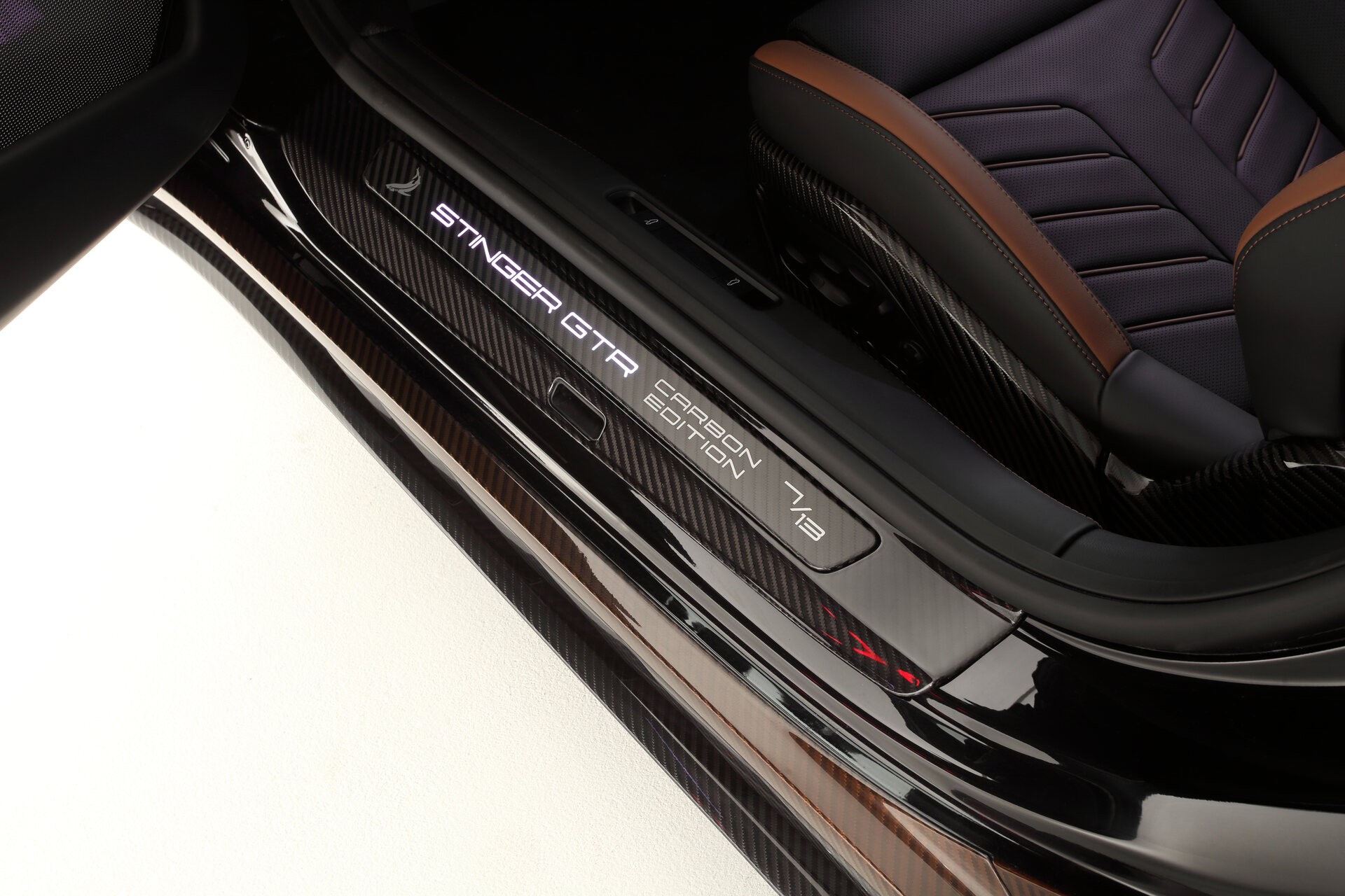 TopCar Dresses Their Tuned Porsche 911 Turbo S In Brown Carbon Fiber