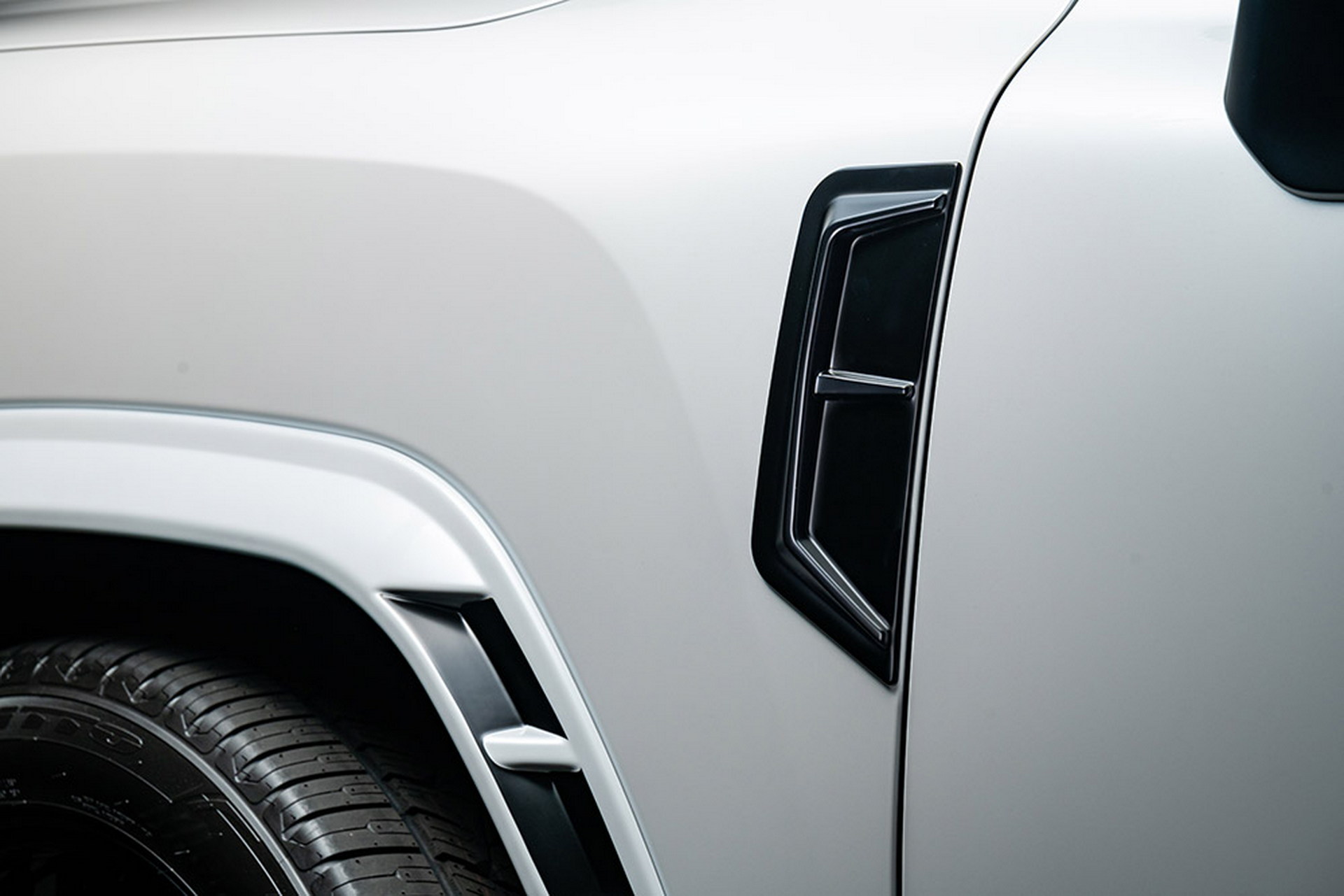 Toyota Land Cruiser 300 Gets A Sporty Bodykit From M’z Speed