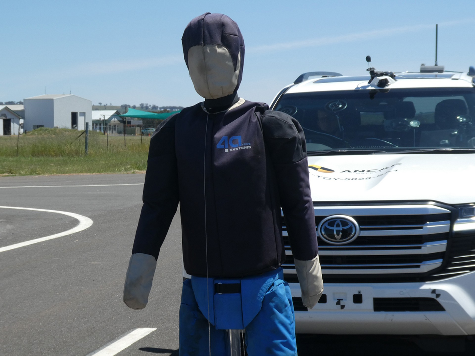 Watch The 2022 Toyota Land Cruiser 300 Crash Its Way To A 5-Star Safety Rating In Australasia