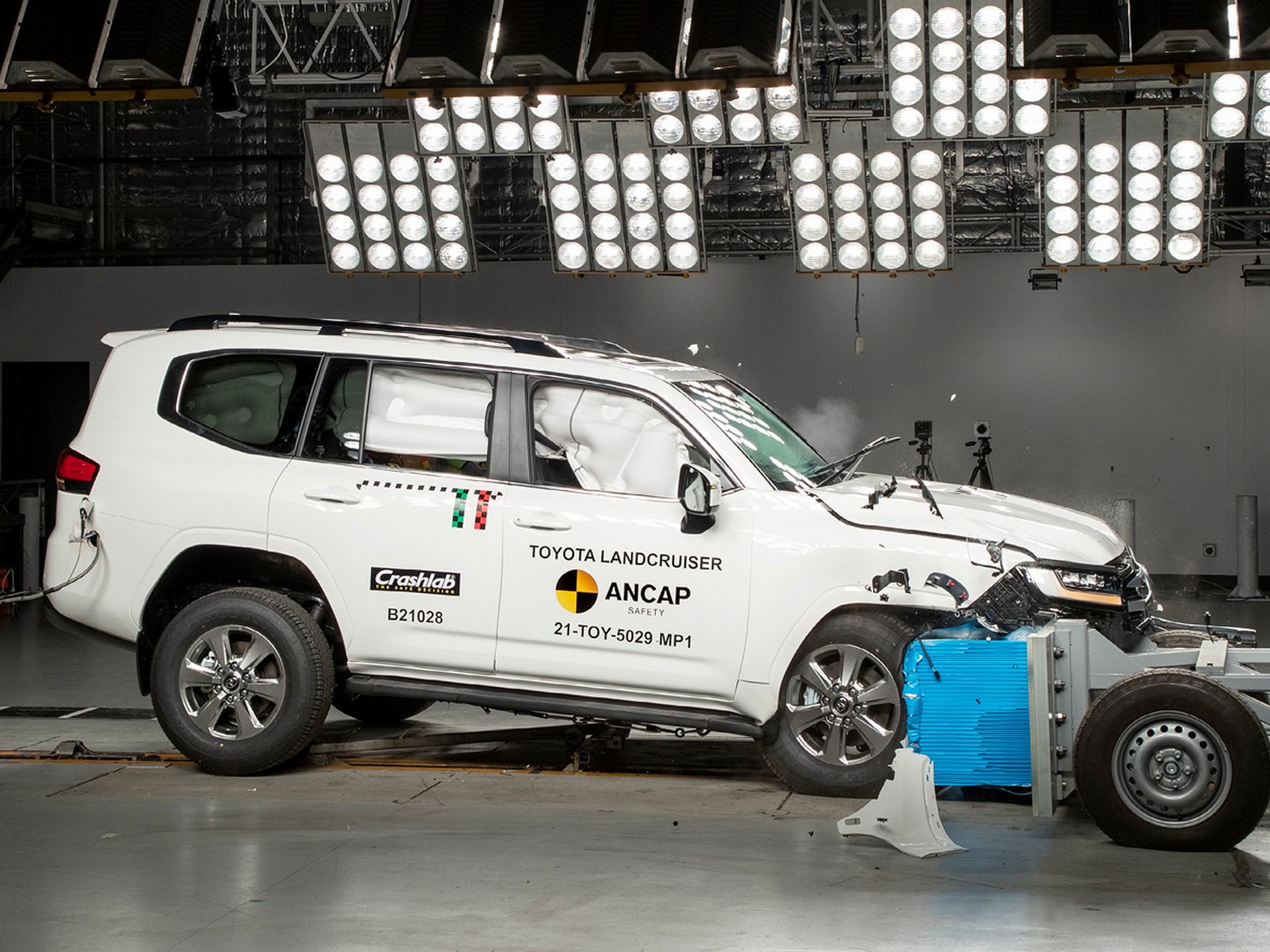 Watch The 2022 Toyota Land Cruiser 300 Crash Its Way To A 5-Star Safety Rating In Australasia