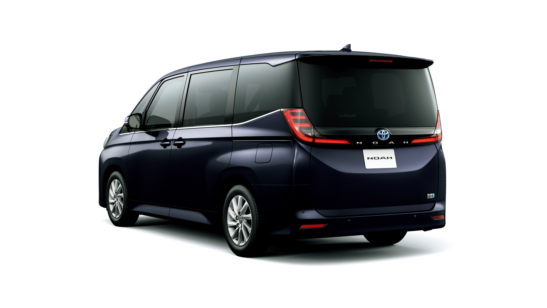 Toyota Noah And Voxy Minivans Debut In Japan With Up To Eight Seats And New Tech