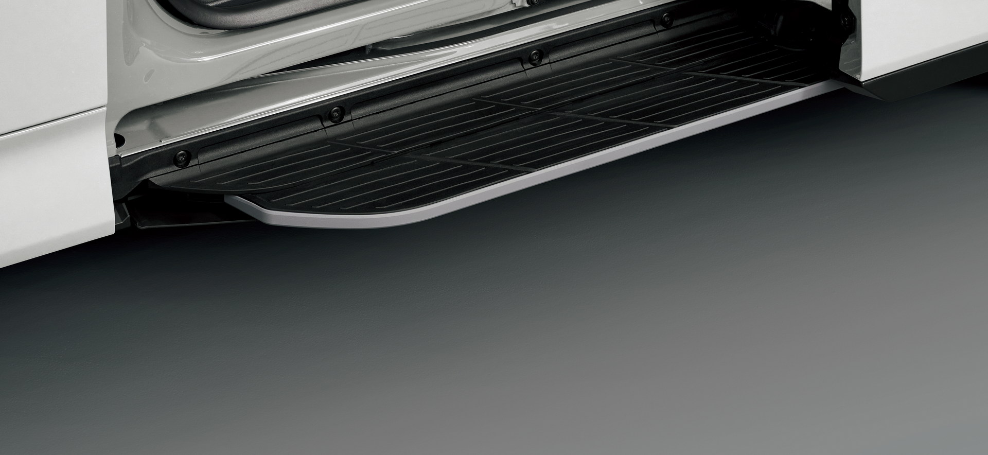 Toyota Noah And Voxy Minivans Debut In Japan With Up To Eight Seats And New Tech