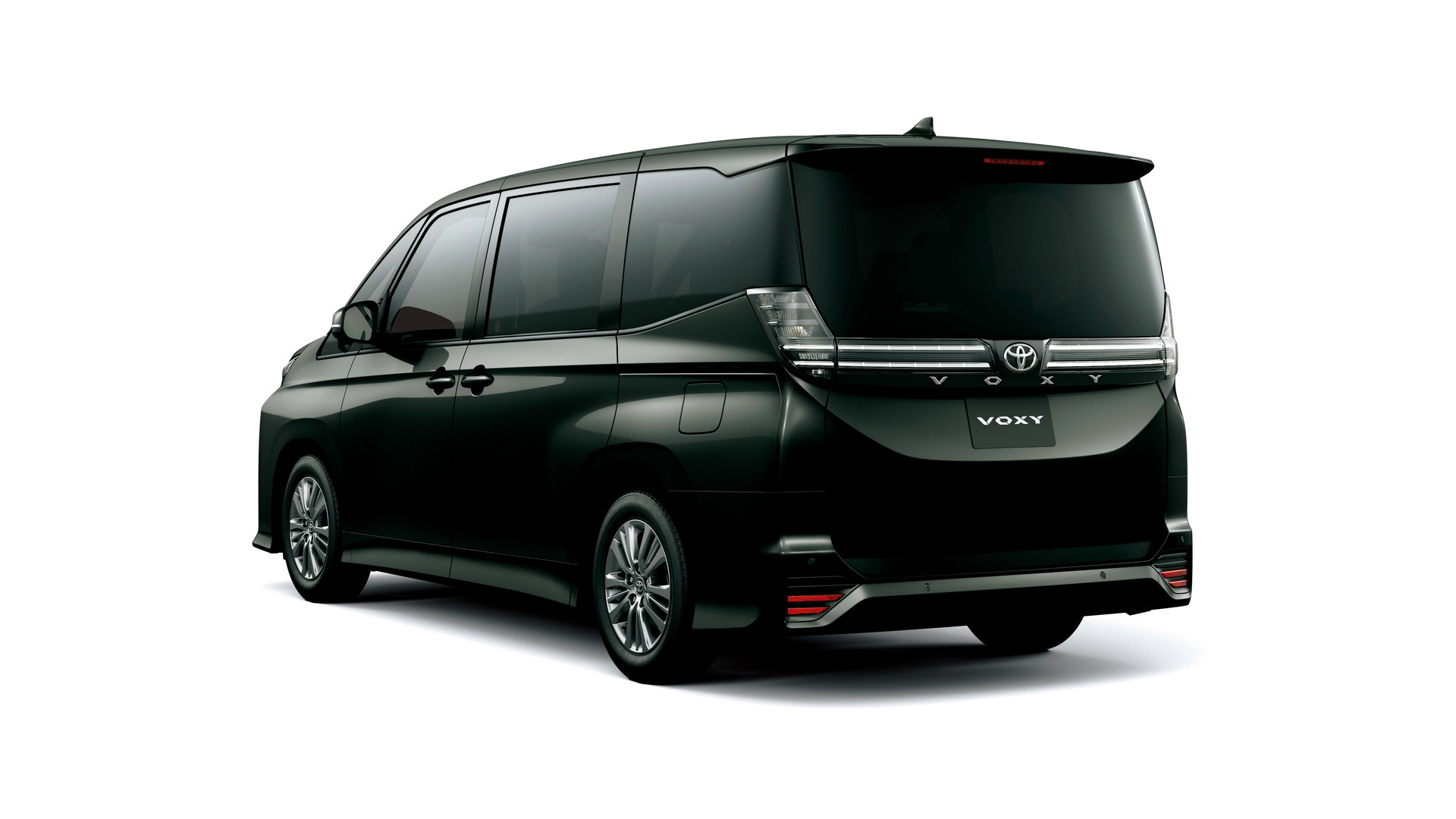 Toyota Noah And Voxy Minivans Debut In Japan With Up To Eight Seats And New Tech