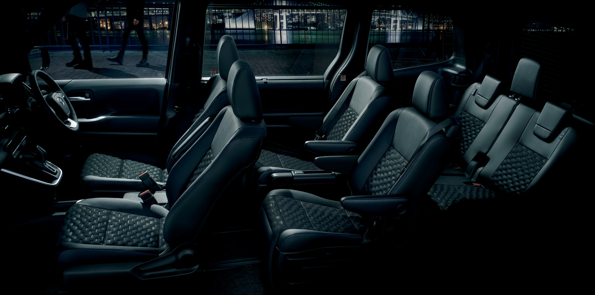 Toyota Noah And Voxy Minivans Debut In Japan With Up To Eight Seats And New Tech