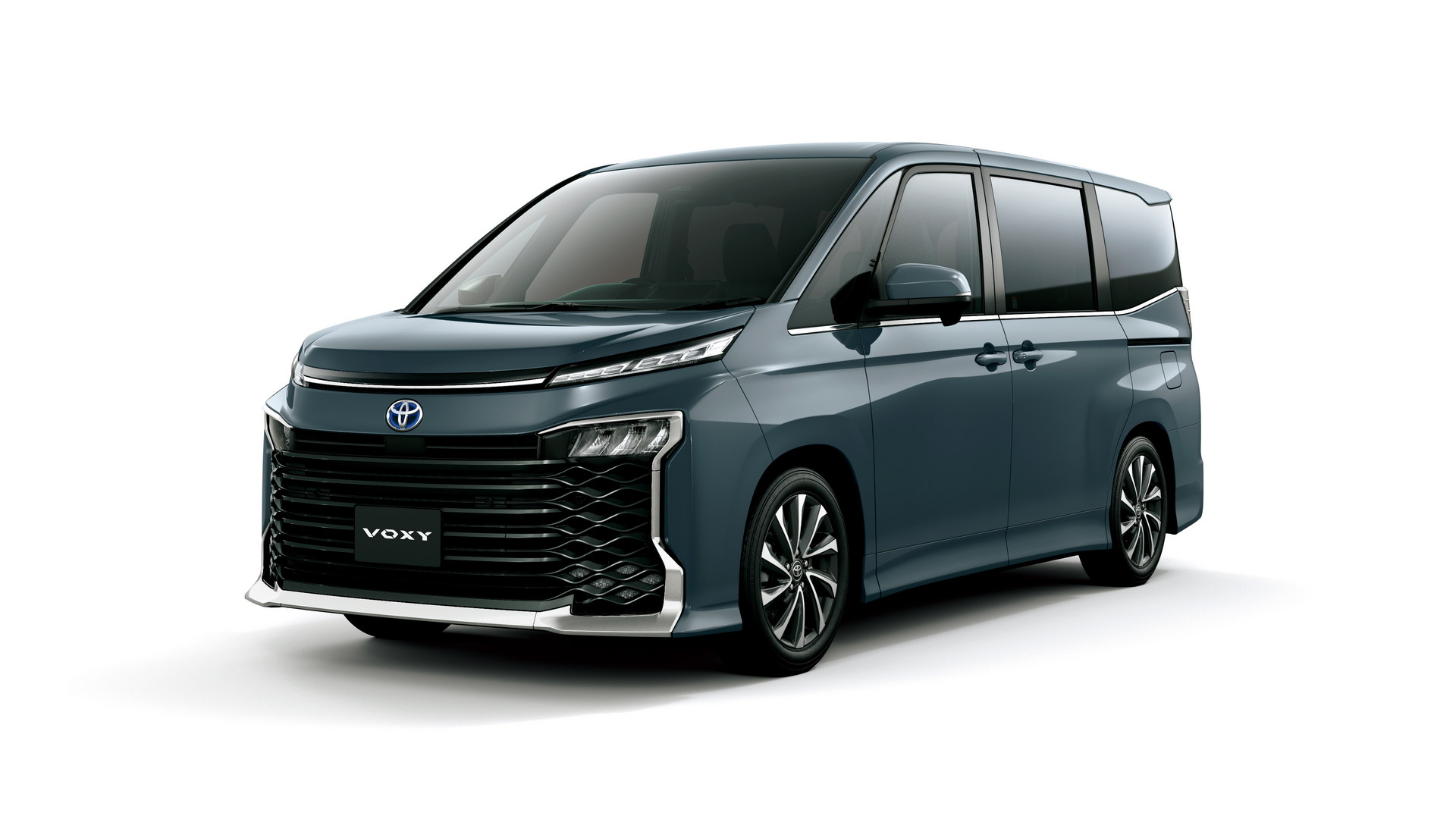 Toyota Noah And Voxy Minivans Debut In Japan With Up To Eight Seats And New Tech