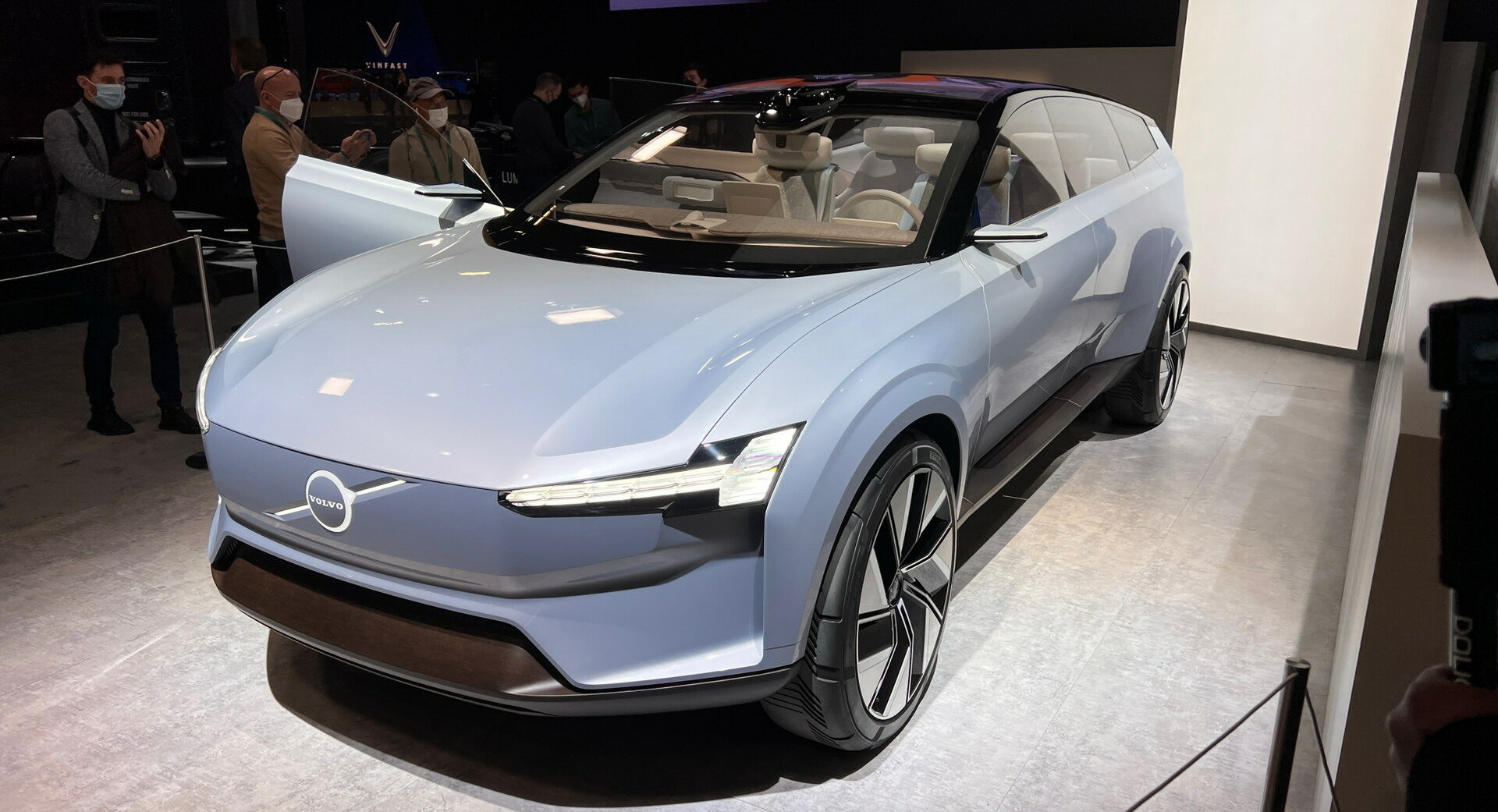 Volvo To Launch Unsupervised Autonomous Tech On New Flagship Electric SUV In California